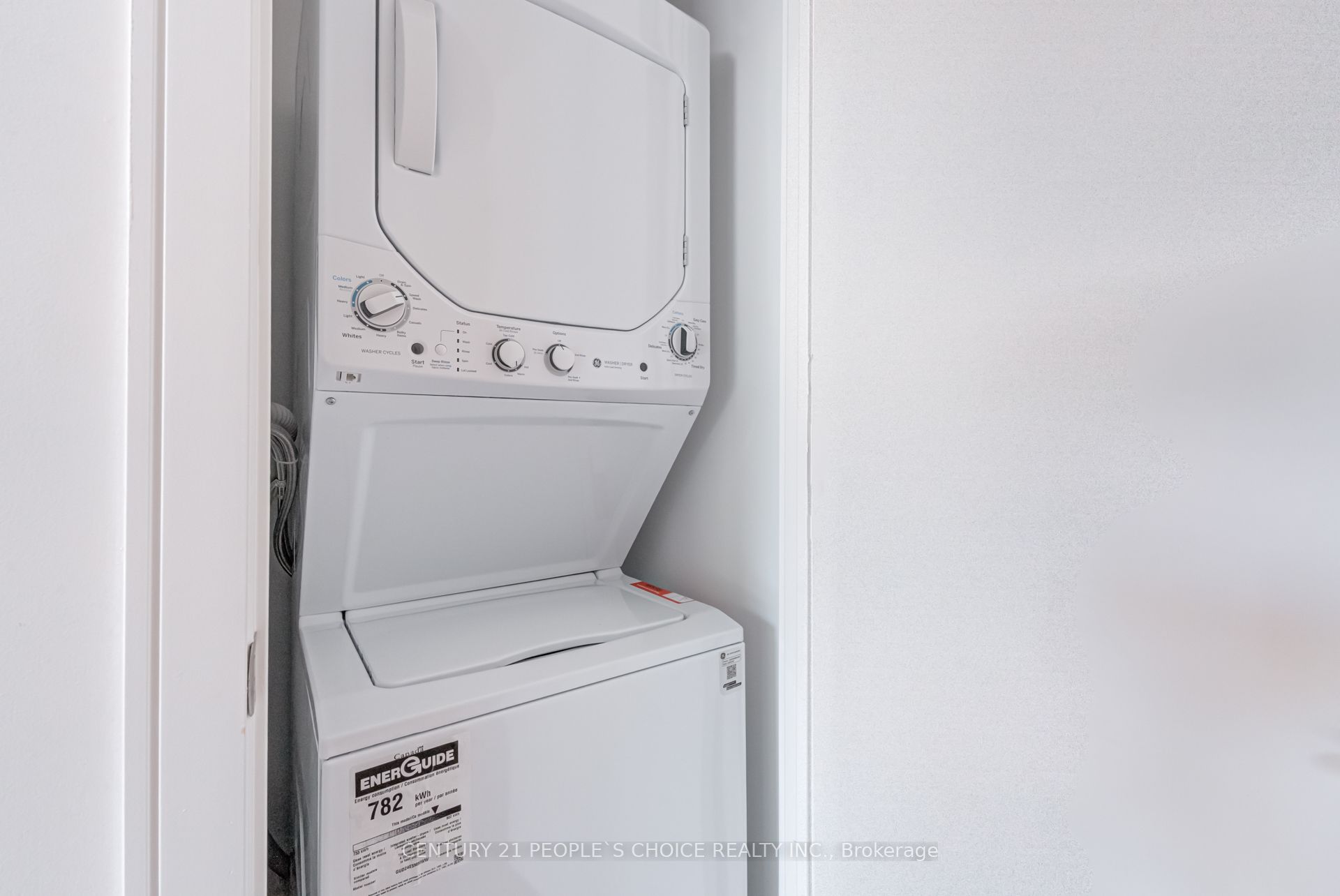 MLS #W12403655 image #7