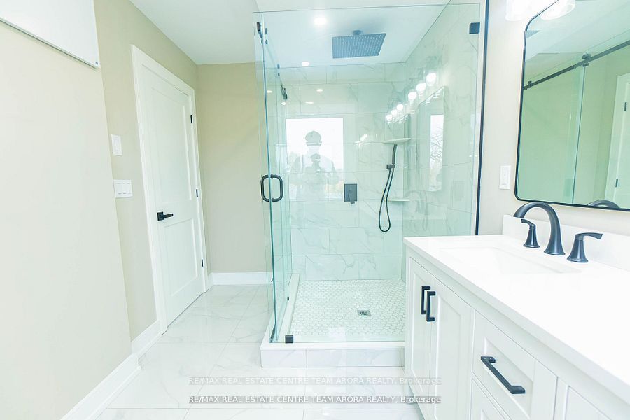 MLS #W12403908 image #6