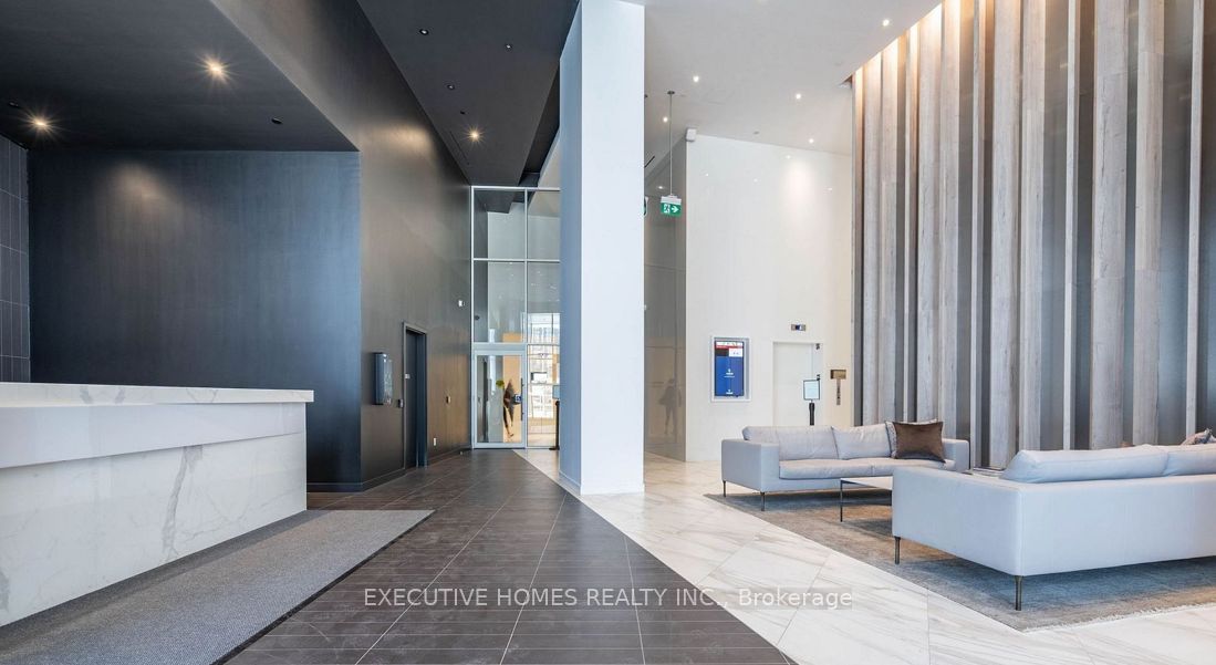 MLS #W12403998 image #2