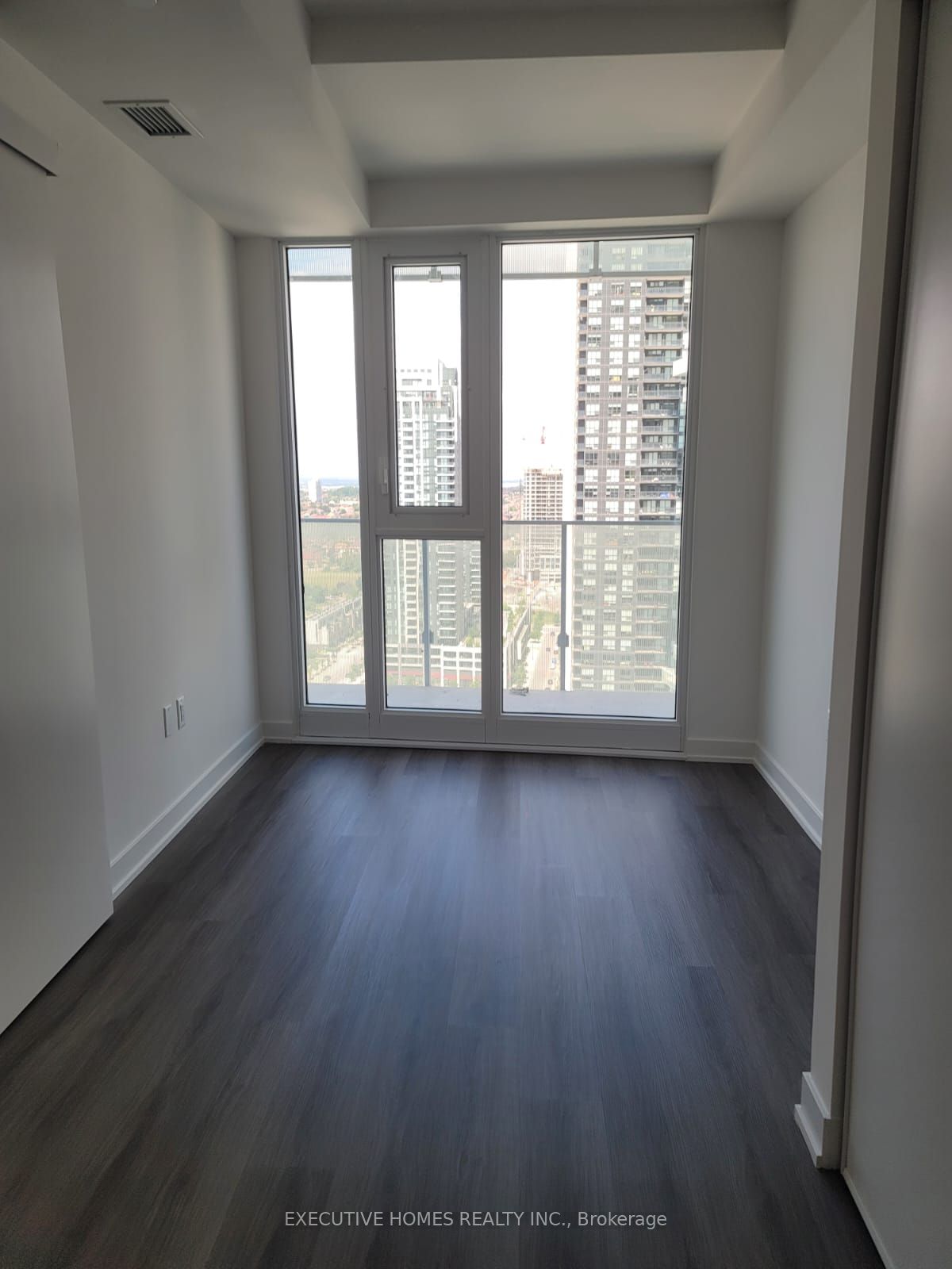 MLS #W12403998 image #5