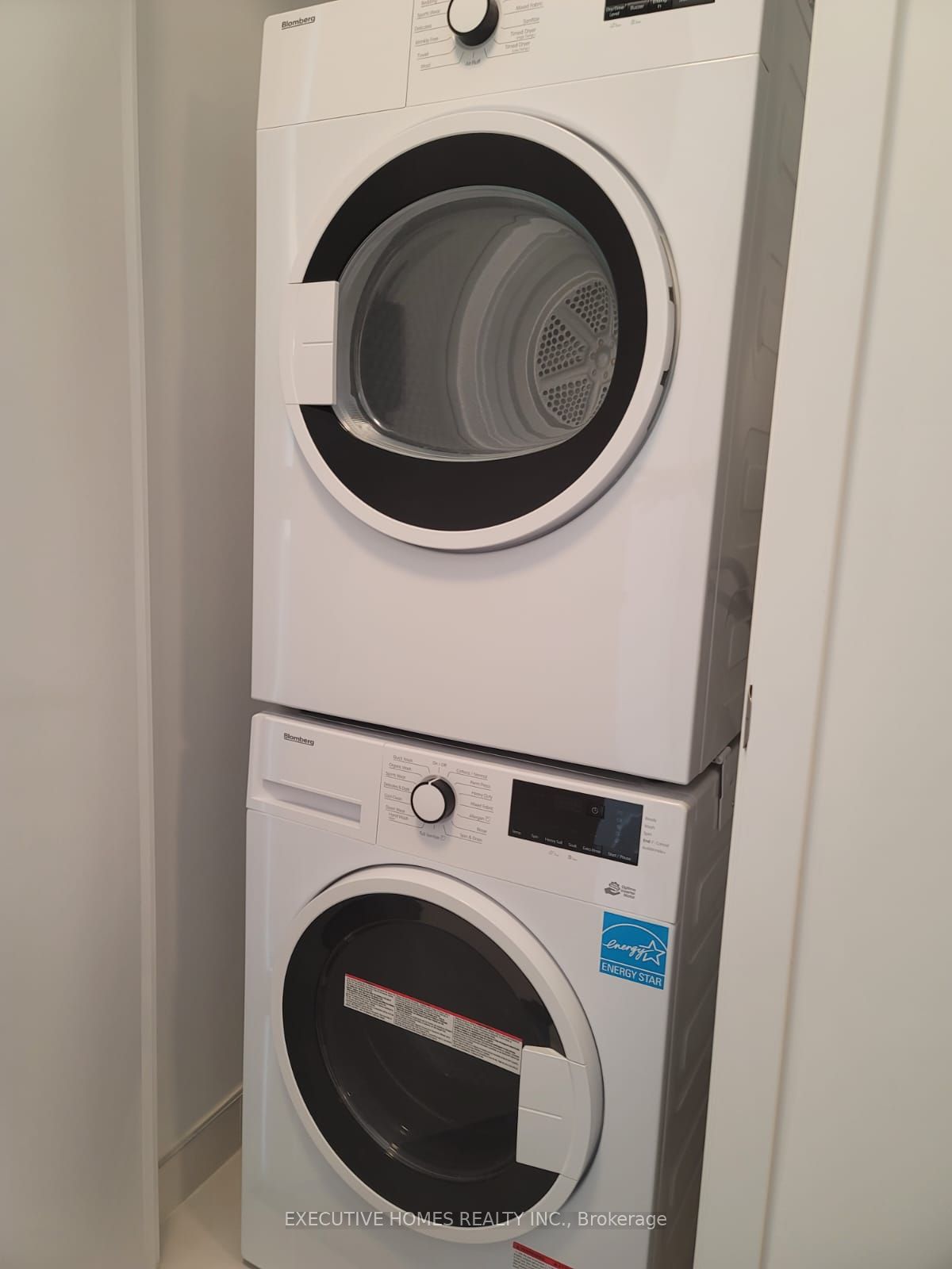 MLS #W12403998 image #9