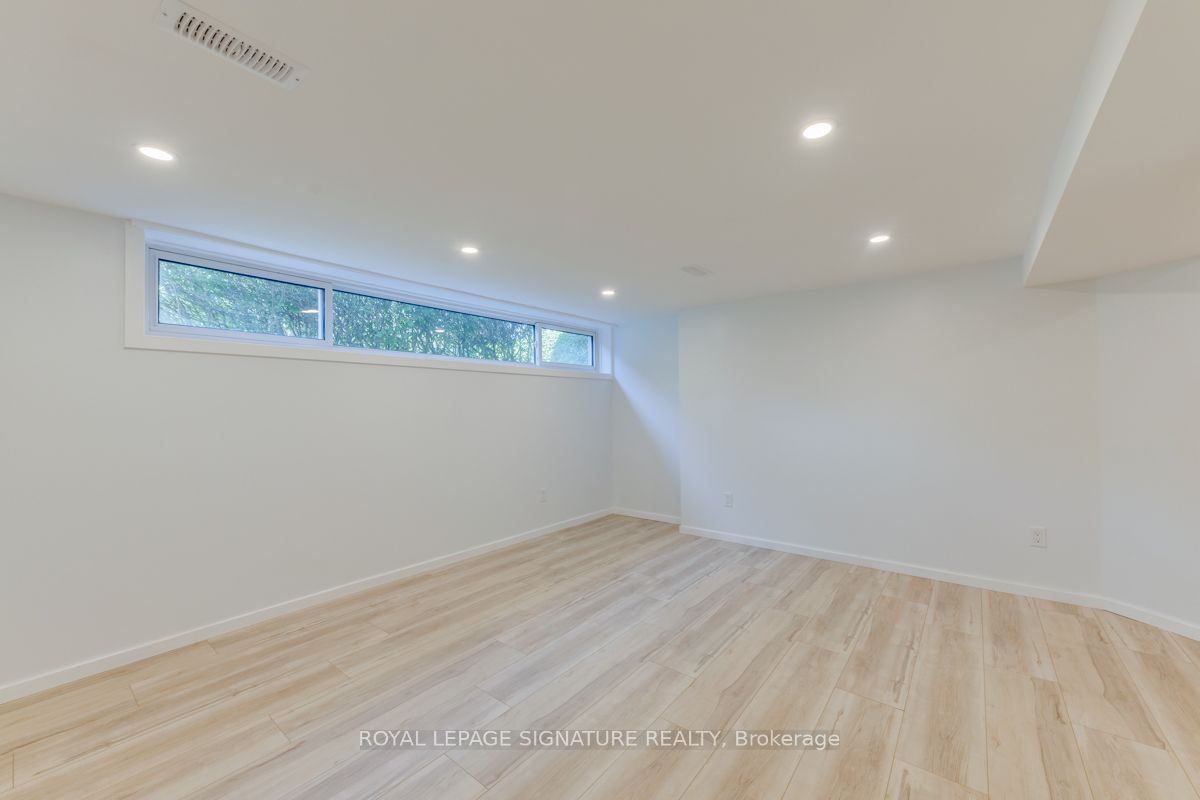 MLS #W12404036 image #12