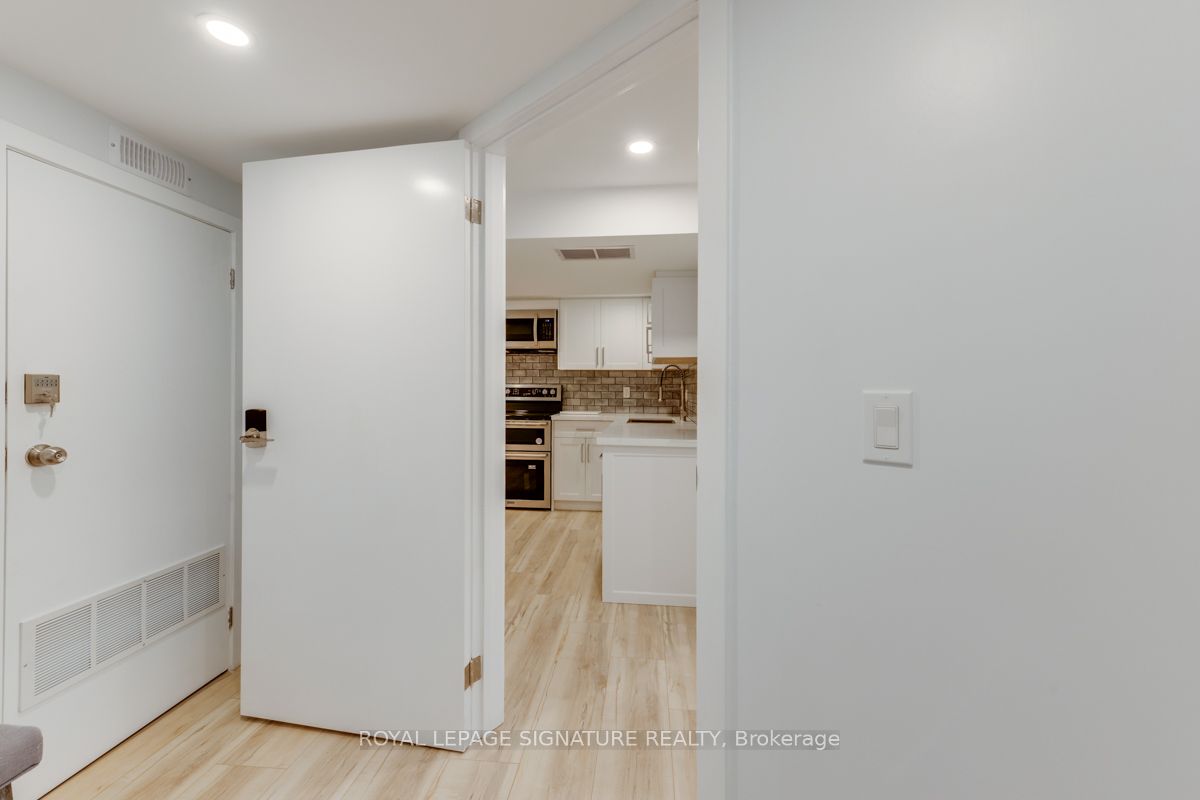 MLS #W12404036 image #2