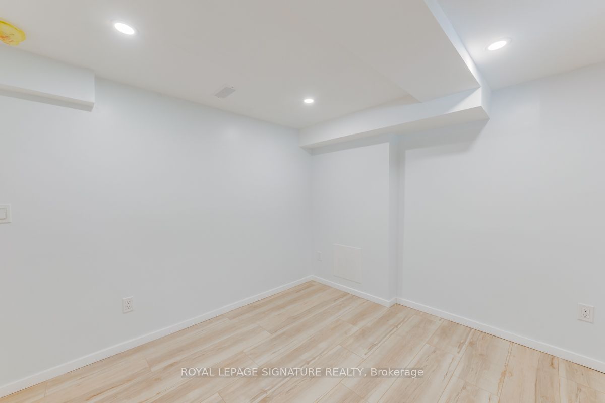 MLS #W12404036 image #23