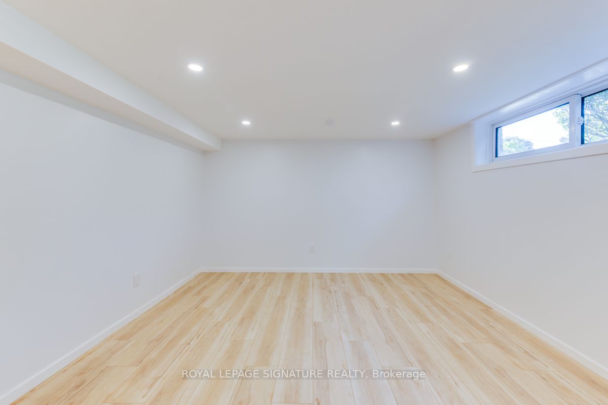 MLS #W12404036 image #9