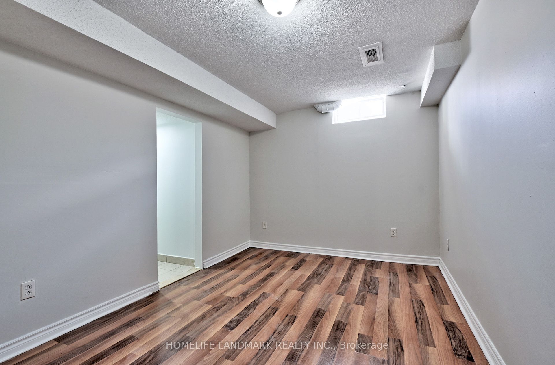 MLS #W12404179 image #6