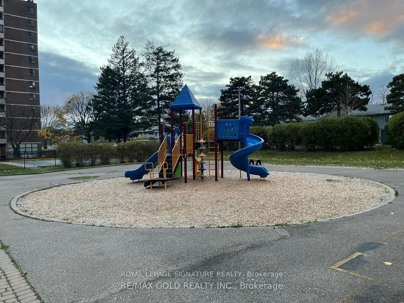 MLS #W12404194 image #16