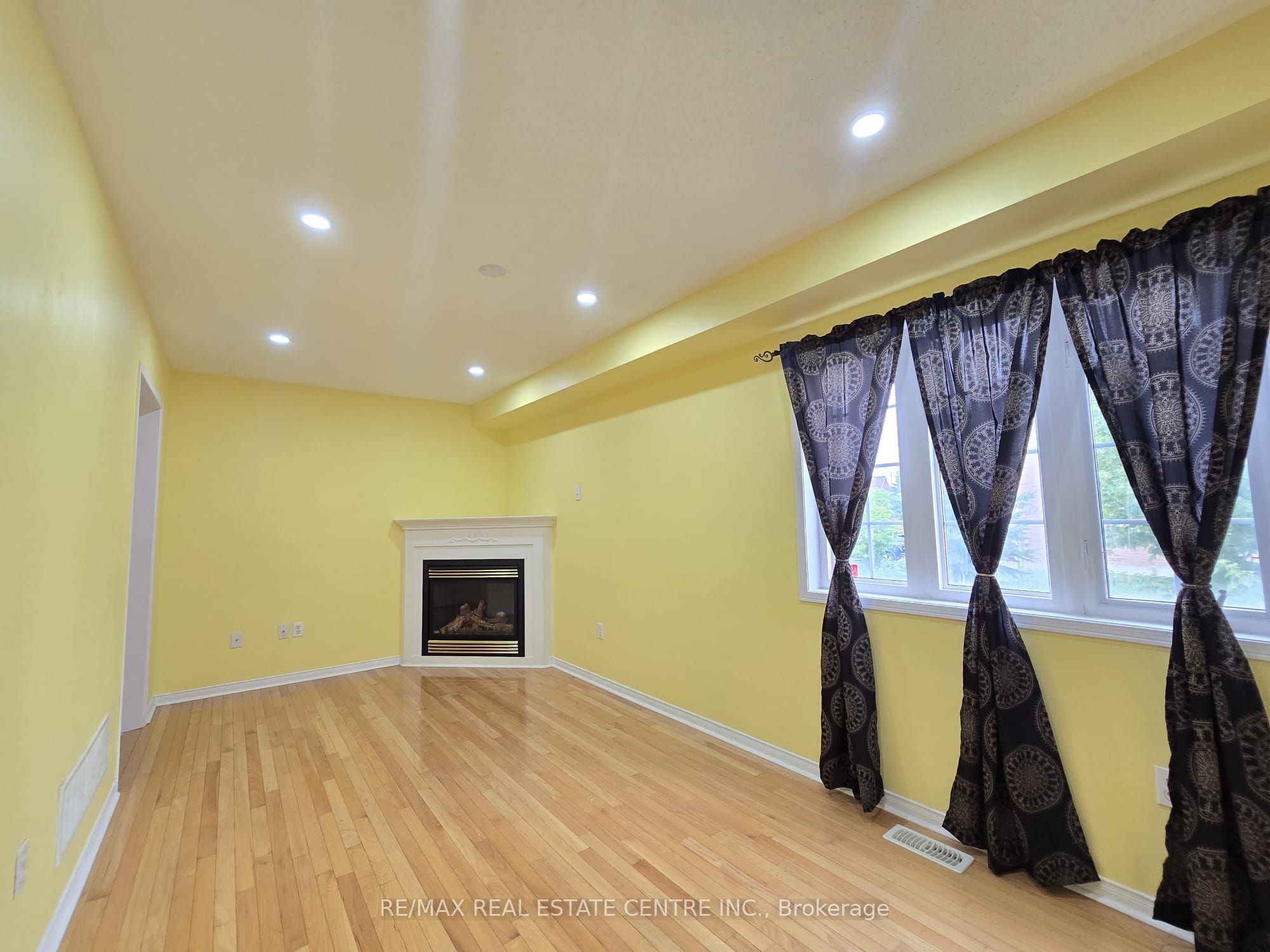 MLS #W12404200 image #11