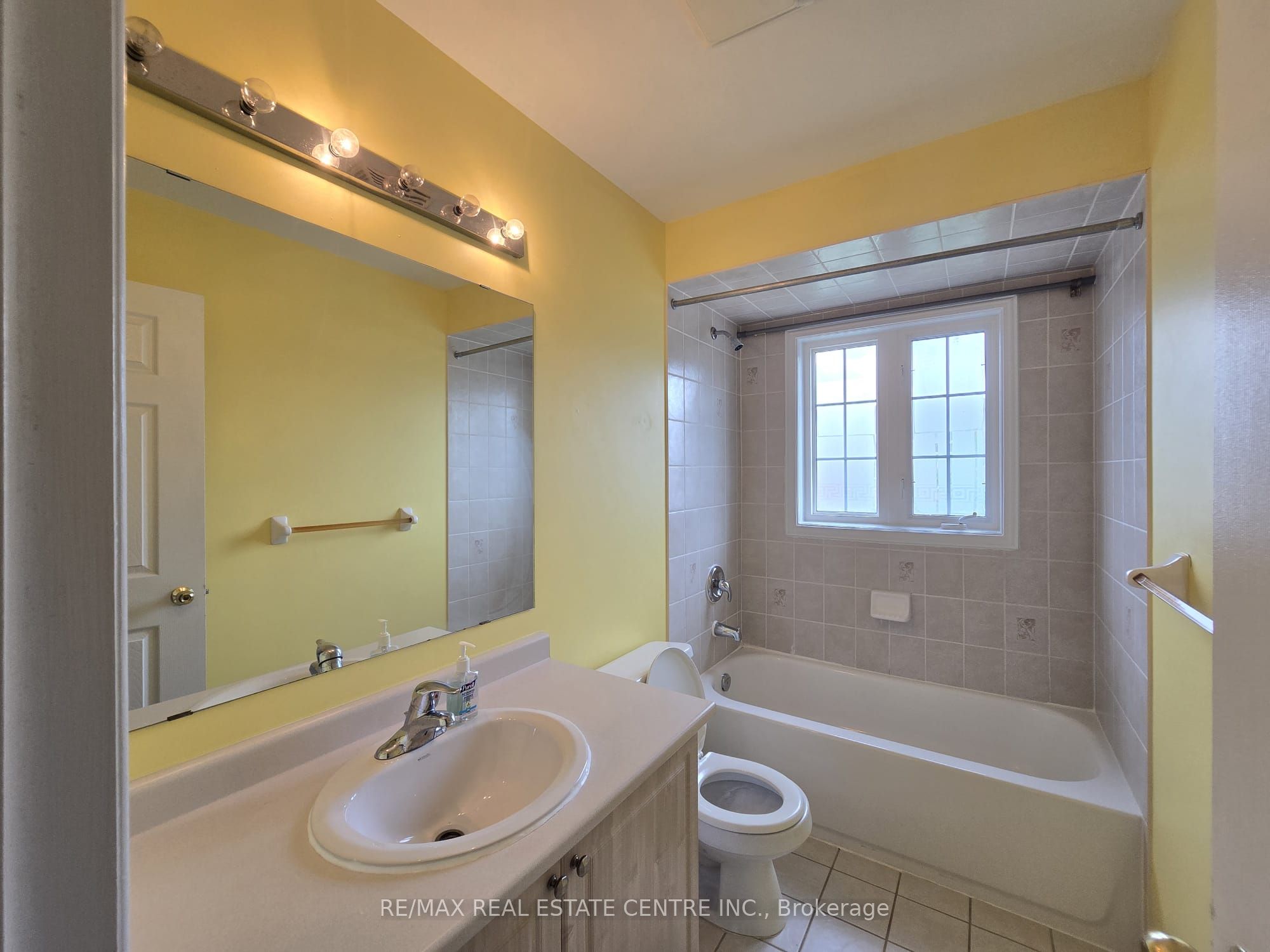 MLS #W12404200 image #16