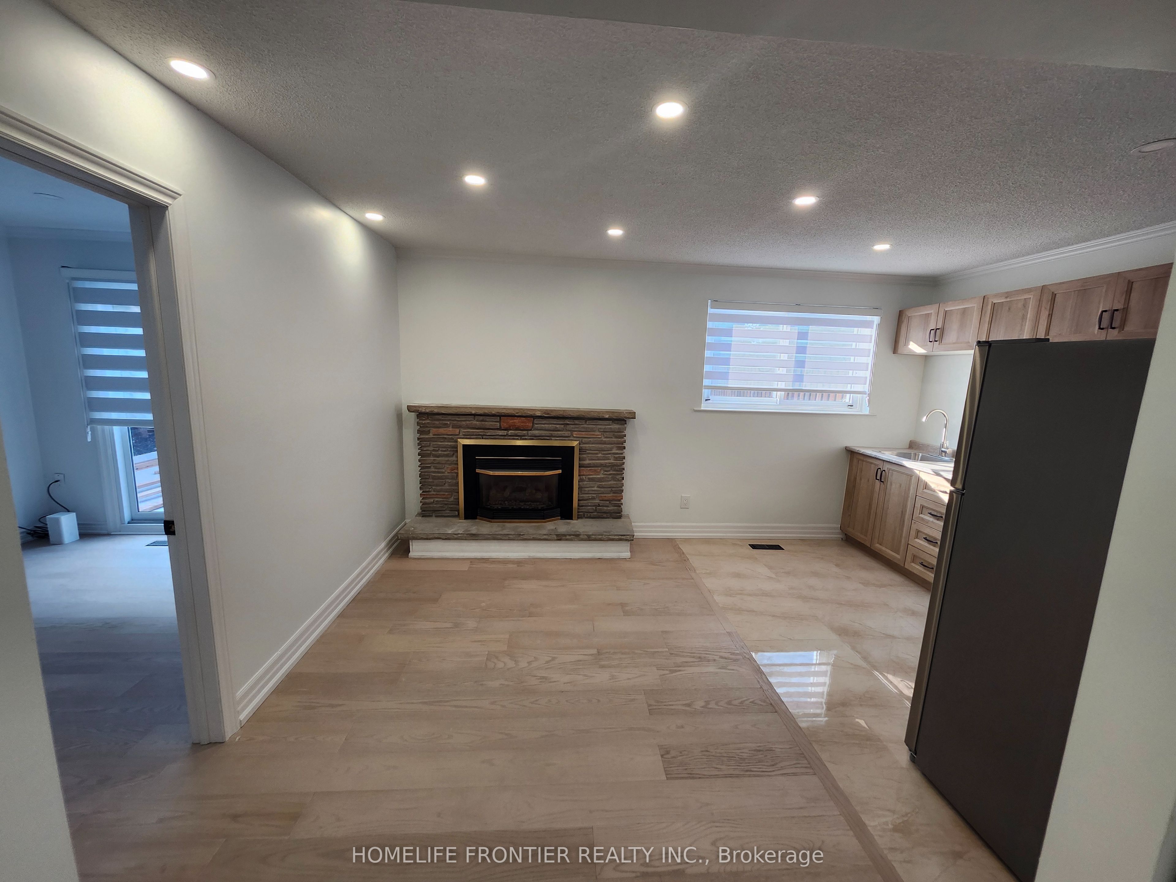 MLS #W12404298 image #13