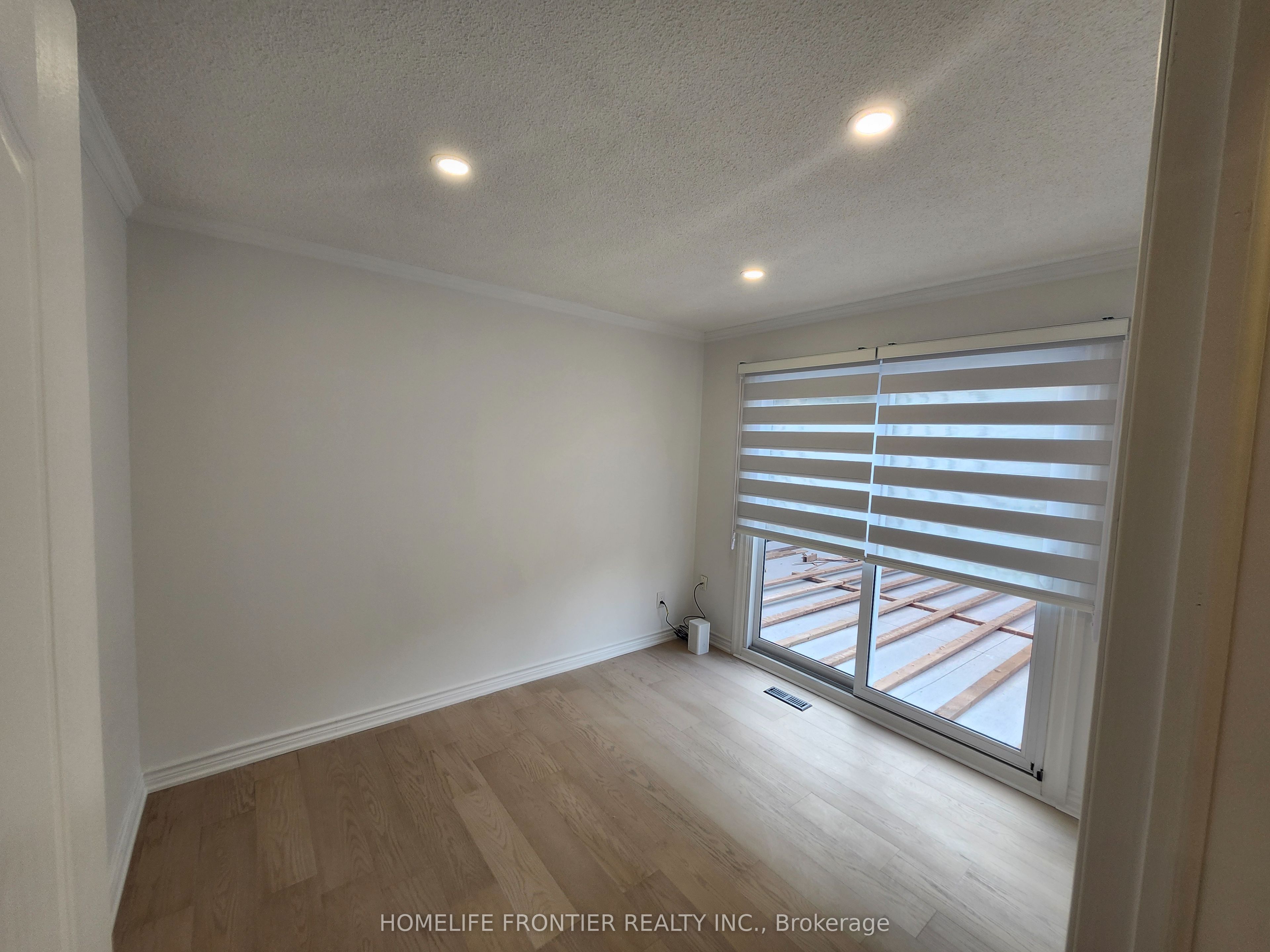 MLS #W12404298 image #15