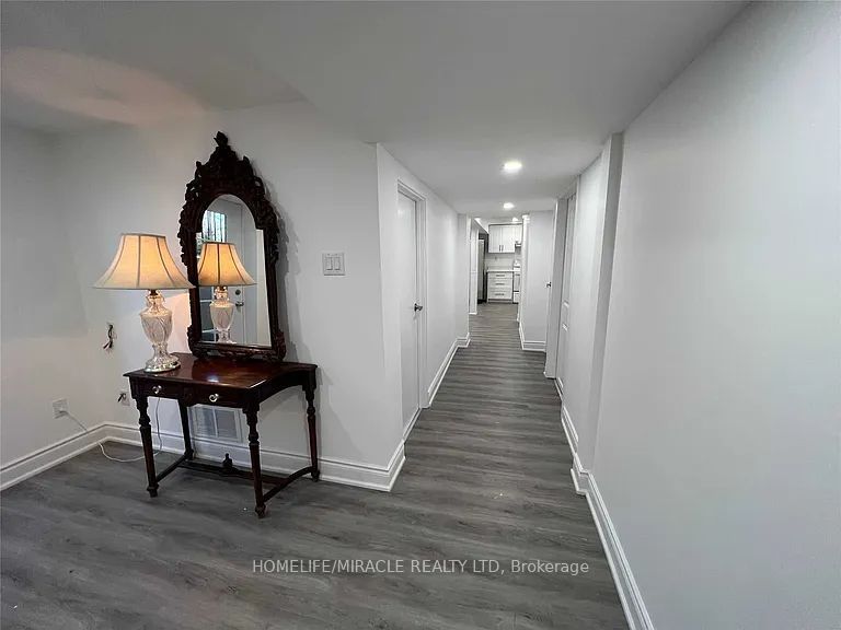 MLS #W12404382 image #6