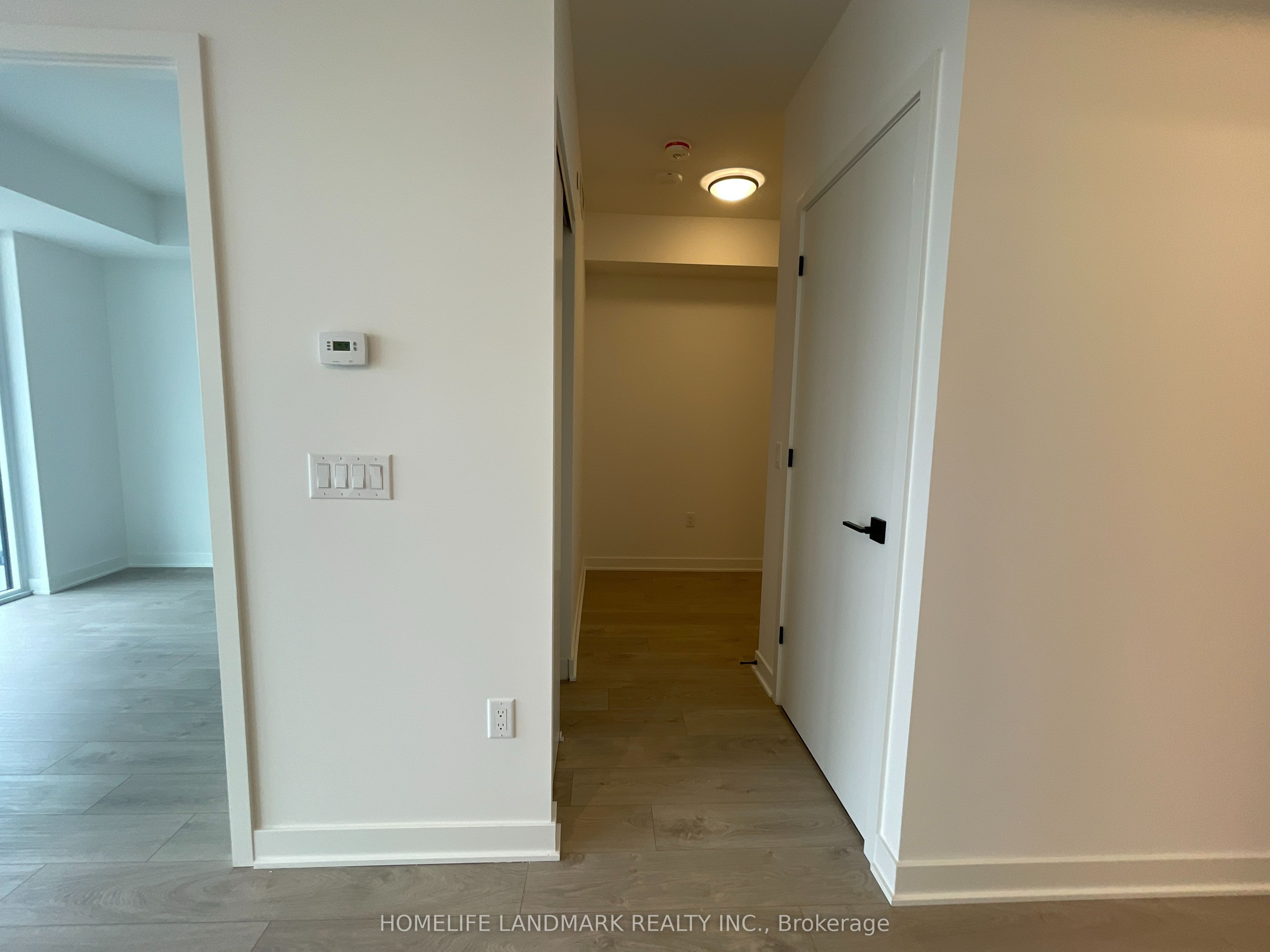 MLS #W12404399 image #18