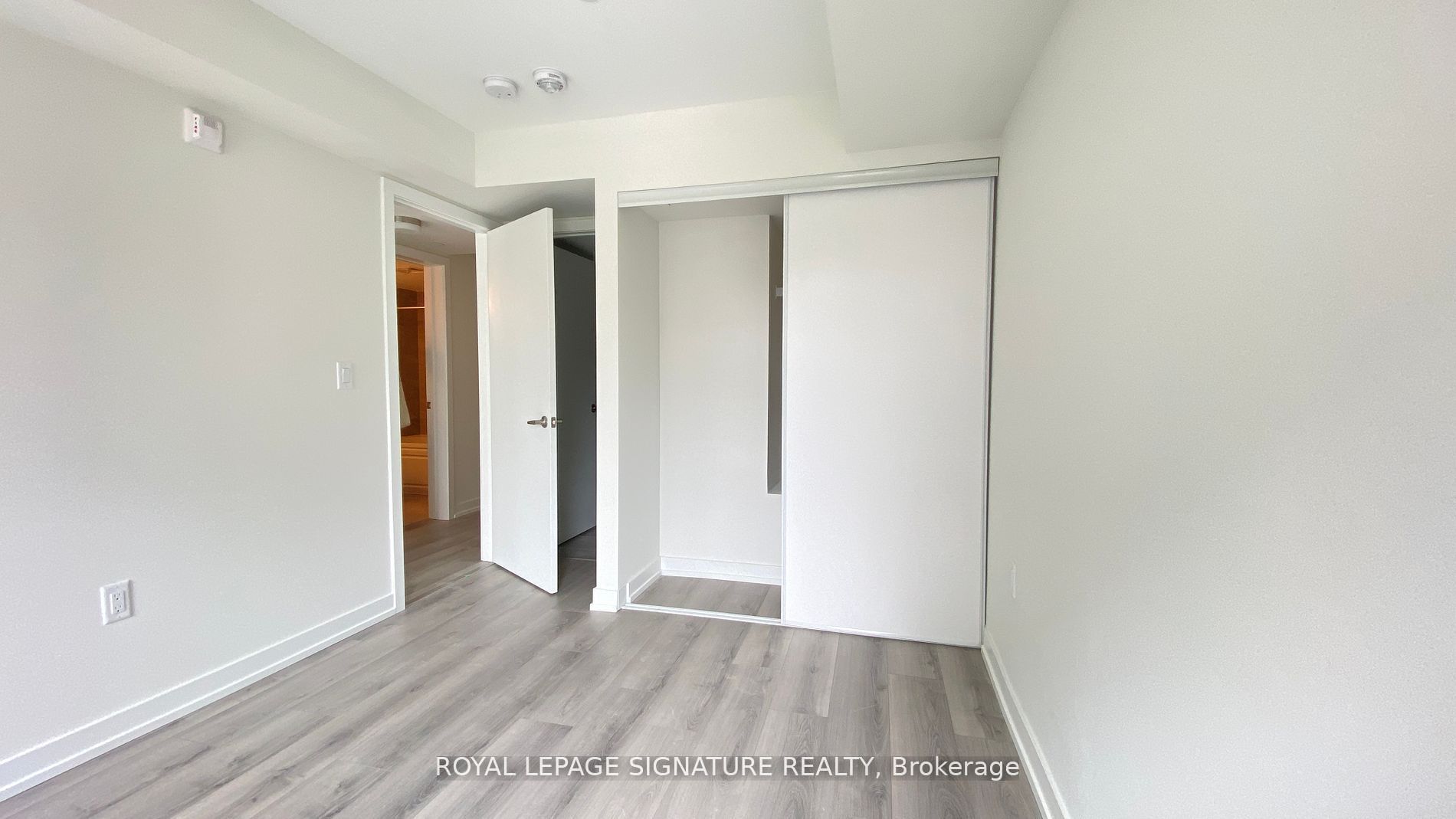 MLS #W12404412 image #14