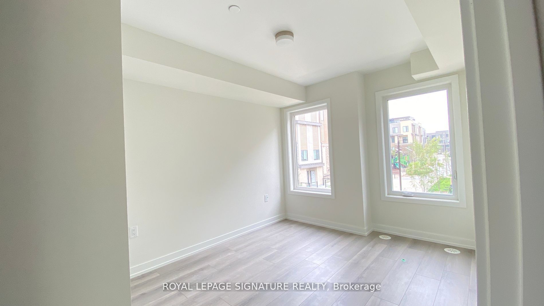 MLS #W12404412 image #16