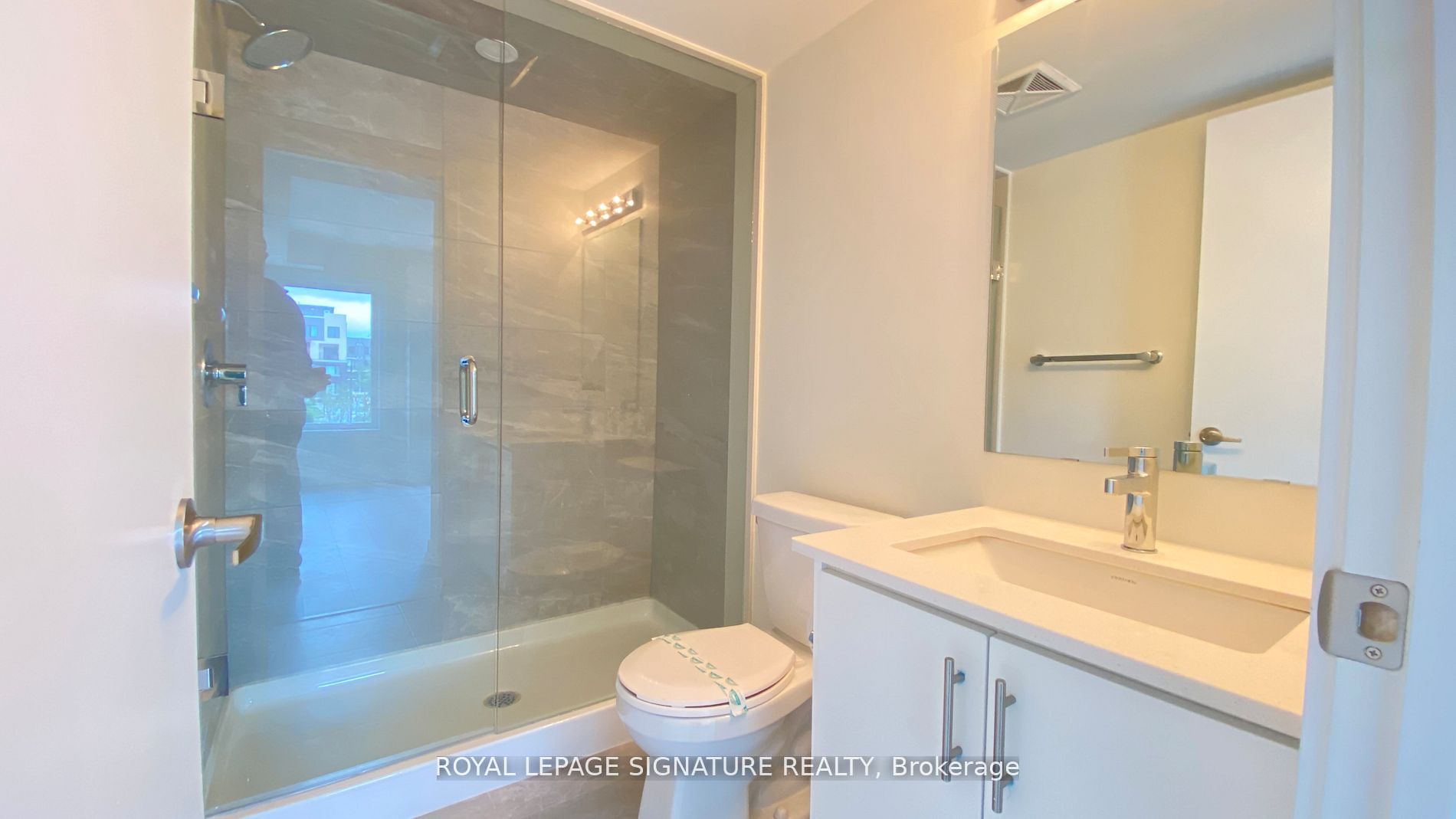 MLS #W12404412 image #18