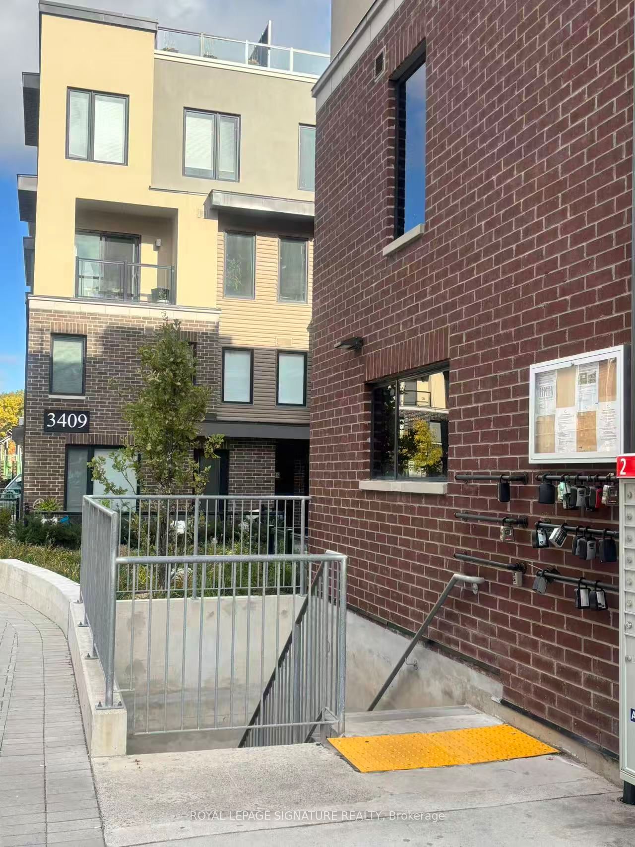 MLS #W12404412 image #19