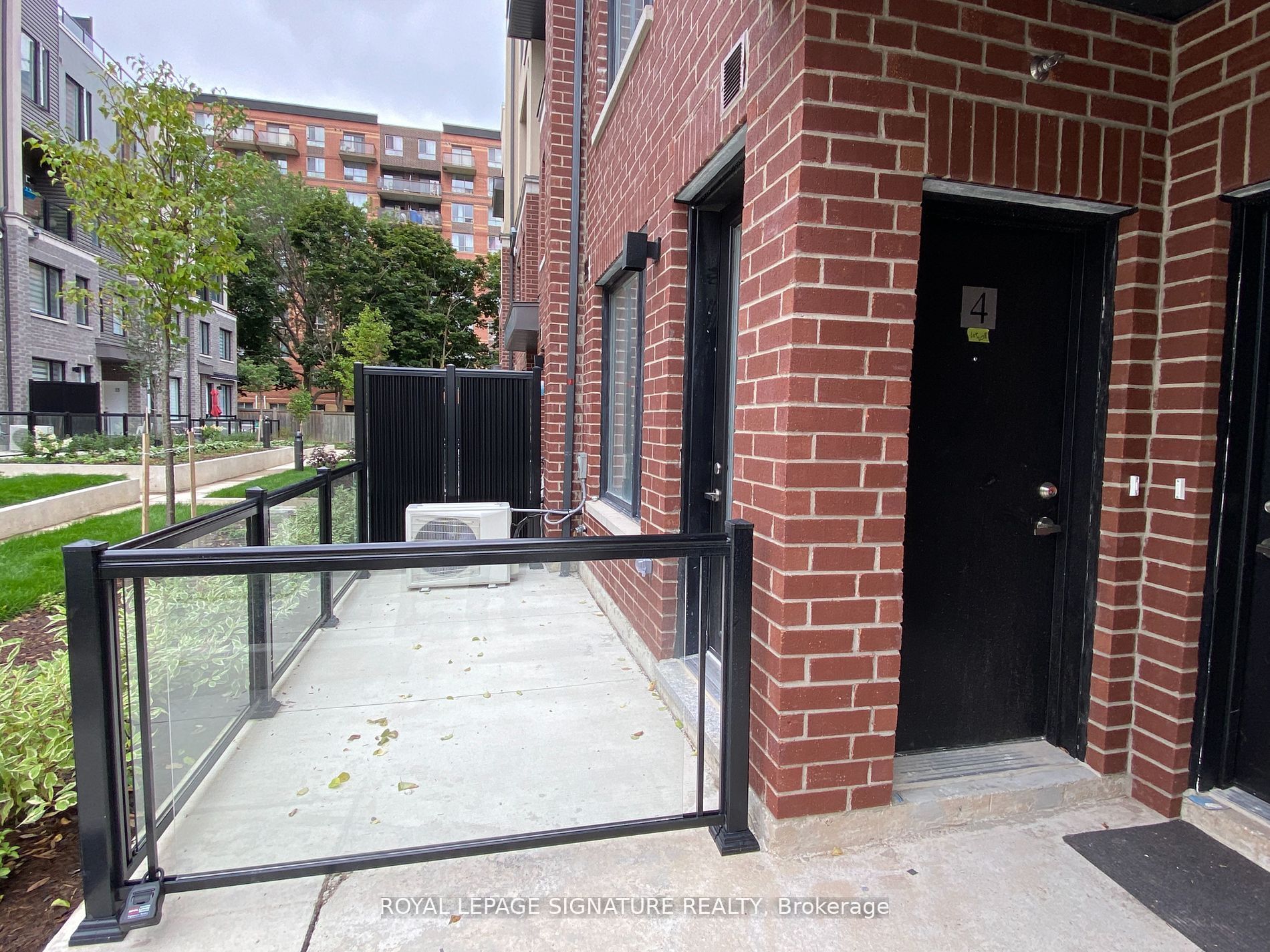 MLS #W12404412 image #2