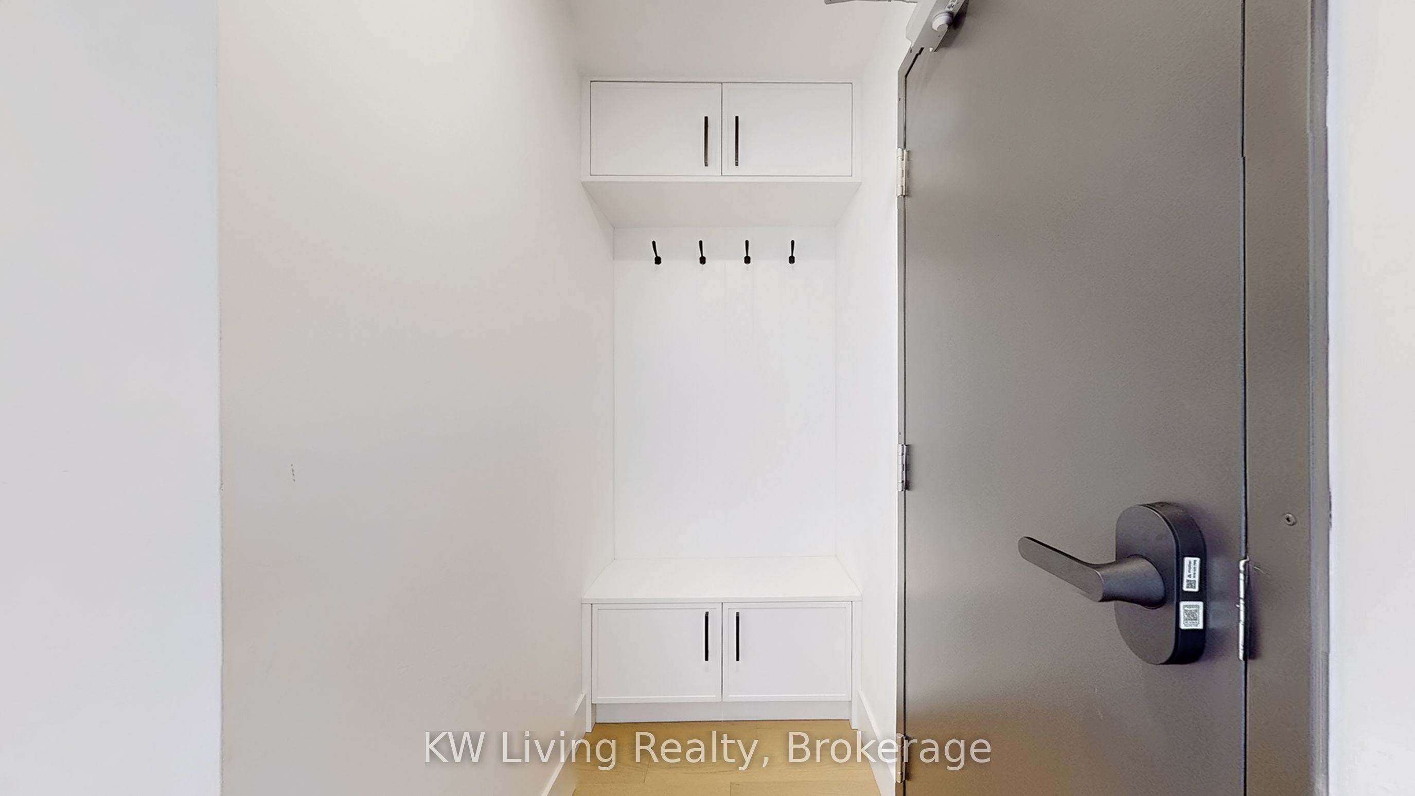 MLS #W12404414 image #17