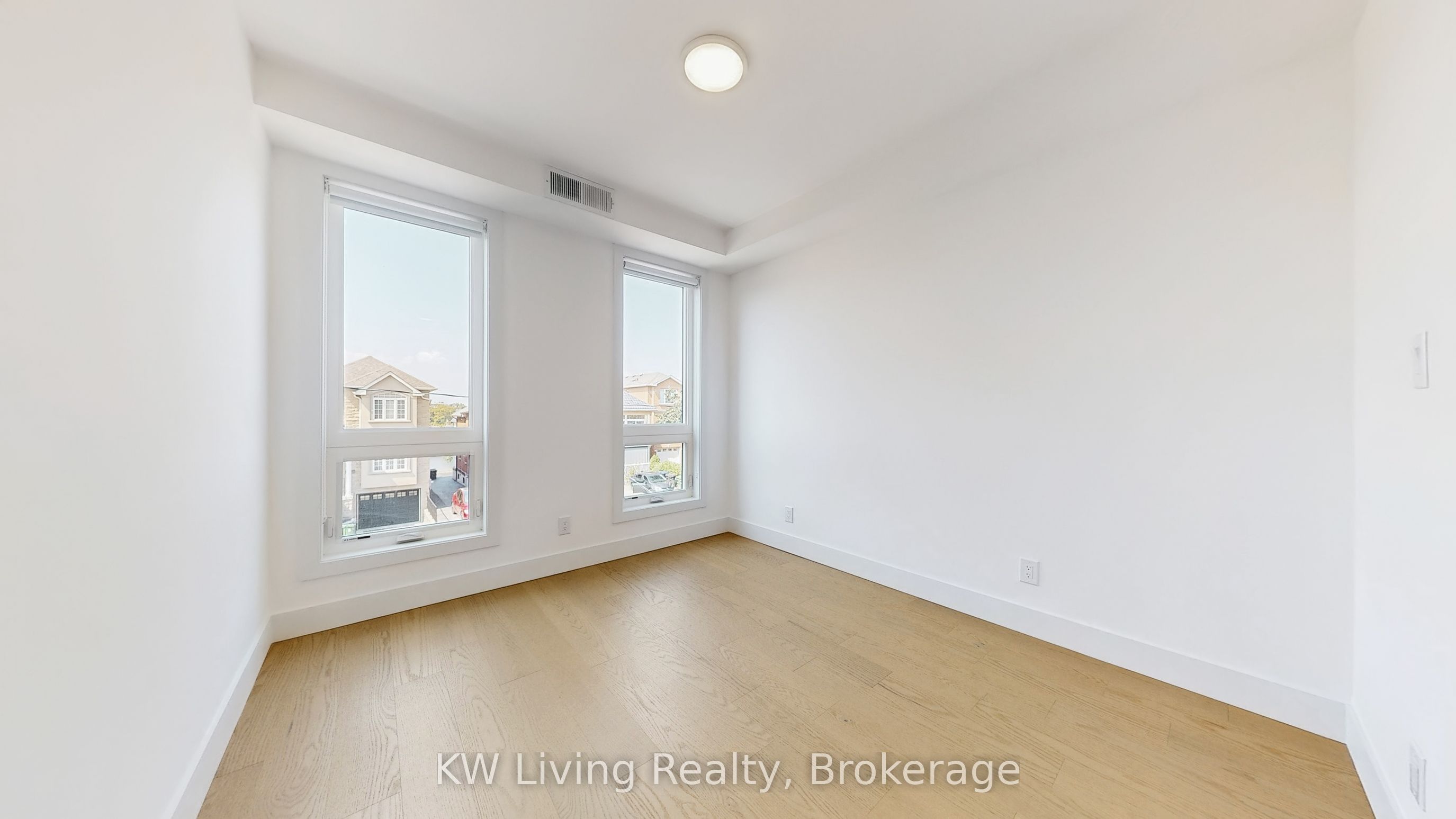 MLS #W12404414 image #4