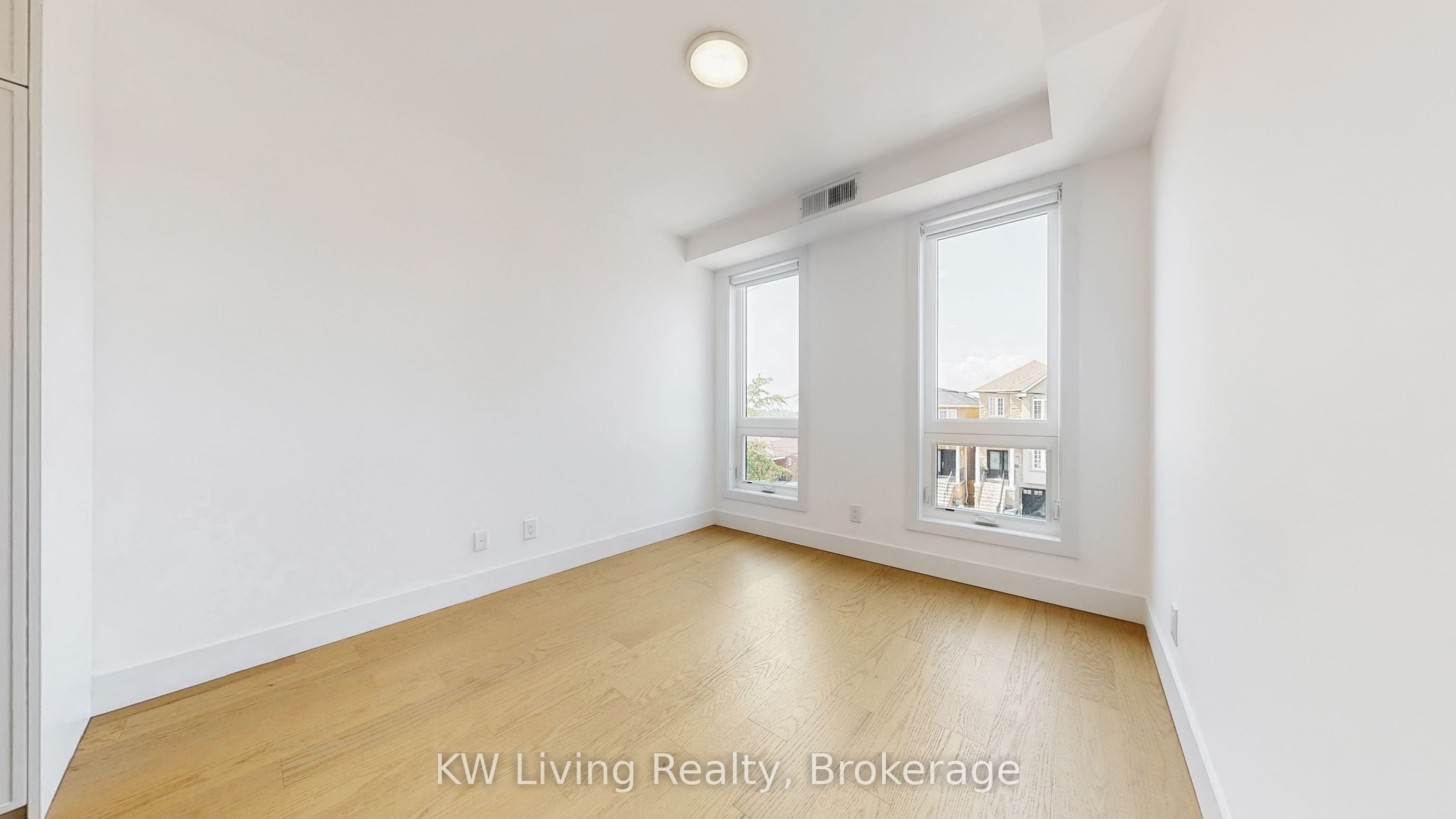 MLS #W12404414 image #5