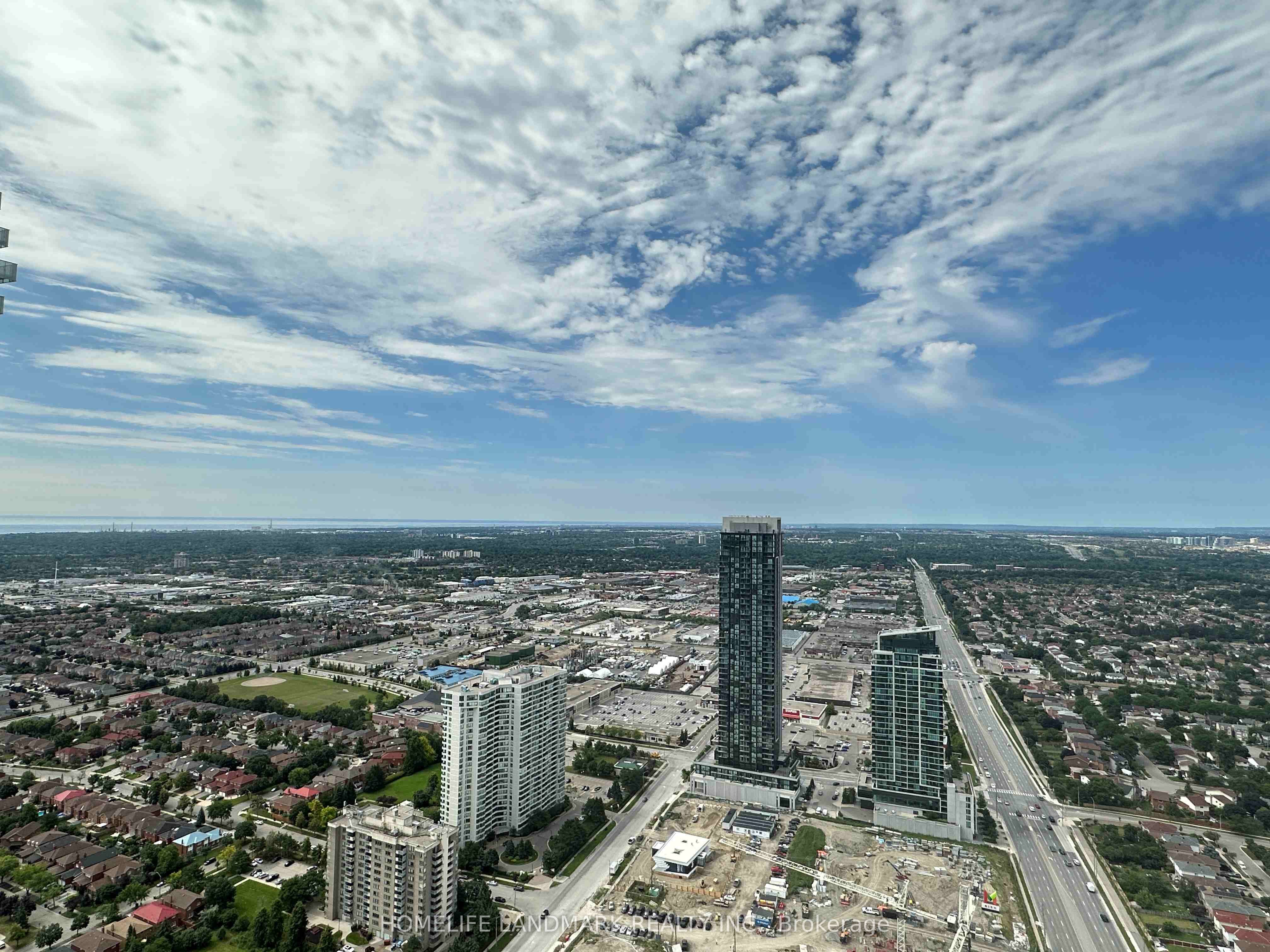 MLS #W12404444 image #13