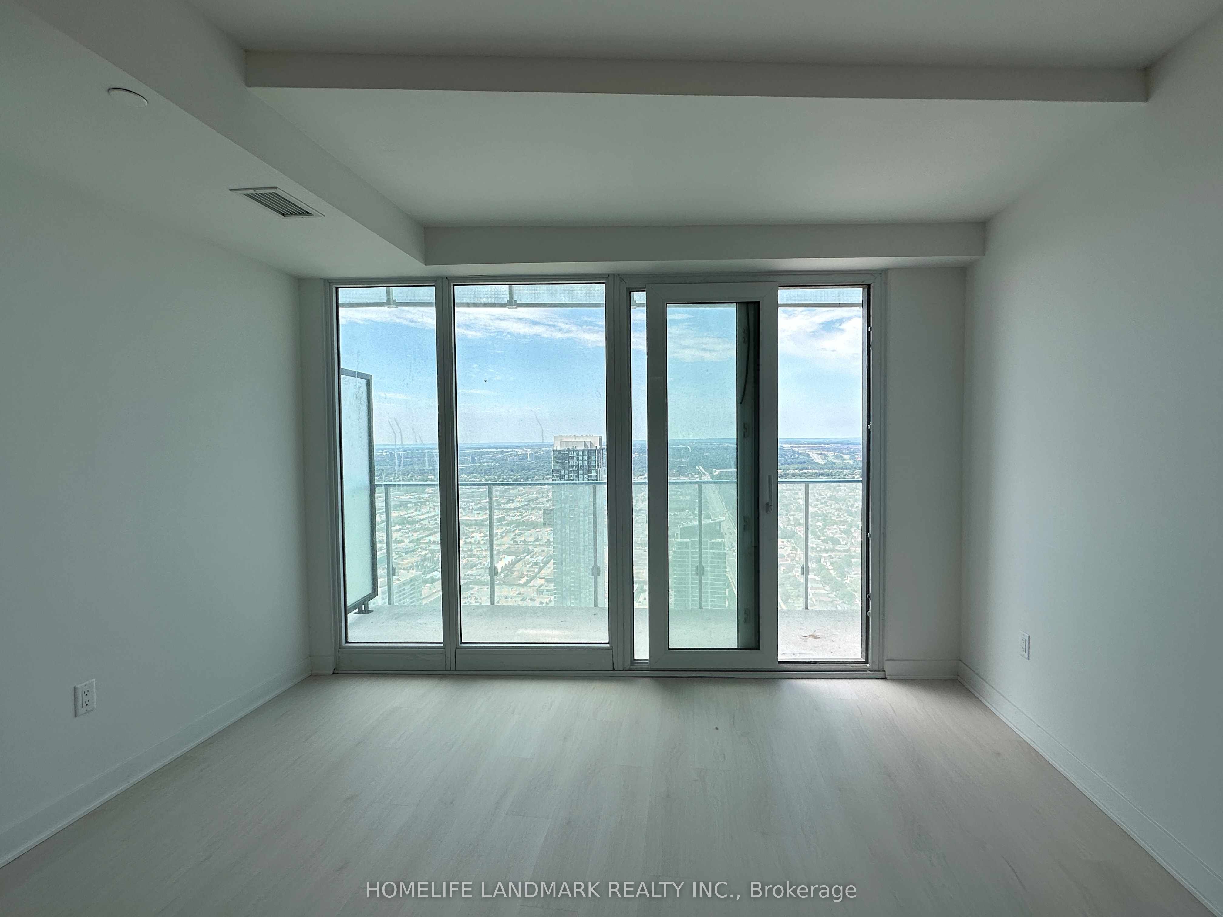 MLS #W12404444 image #6