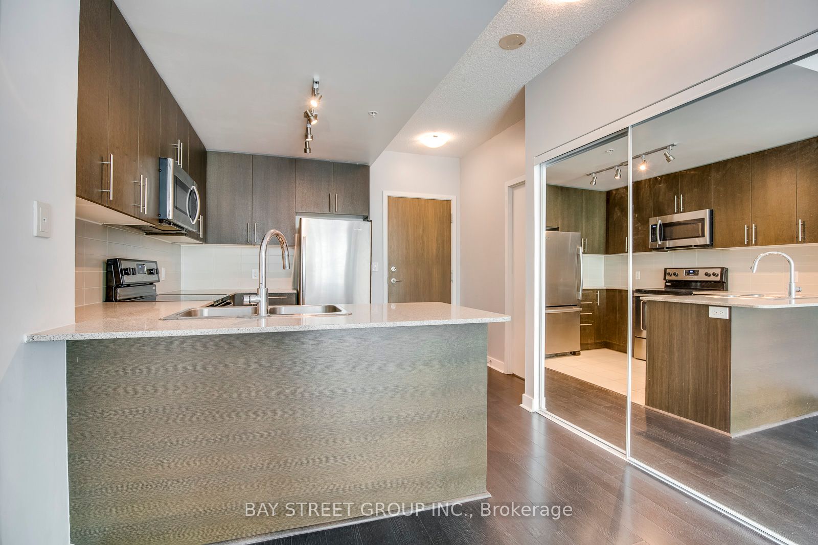 MLS #W12404454 image #1