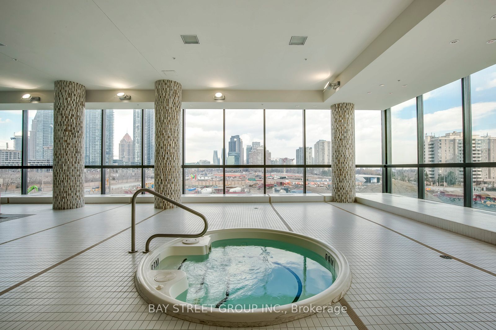 MLS #W12404454 image #25