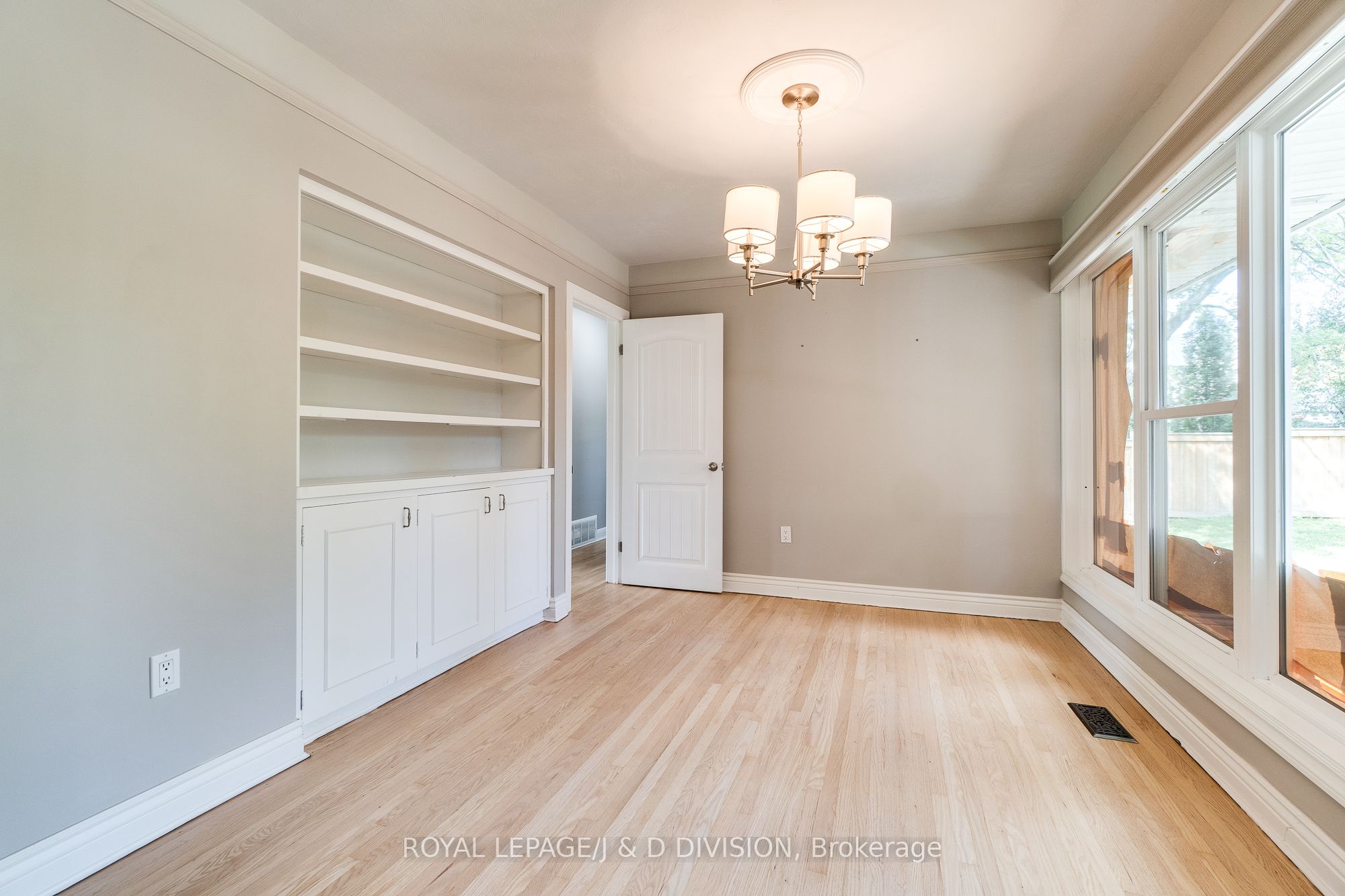 MLS #W12404501 image #14