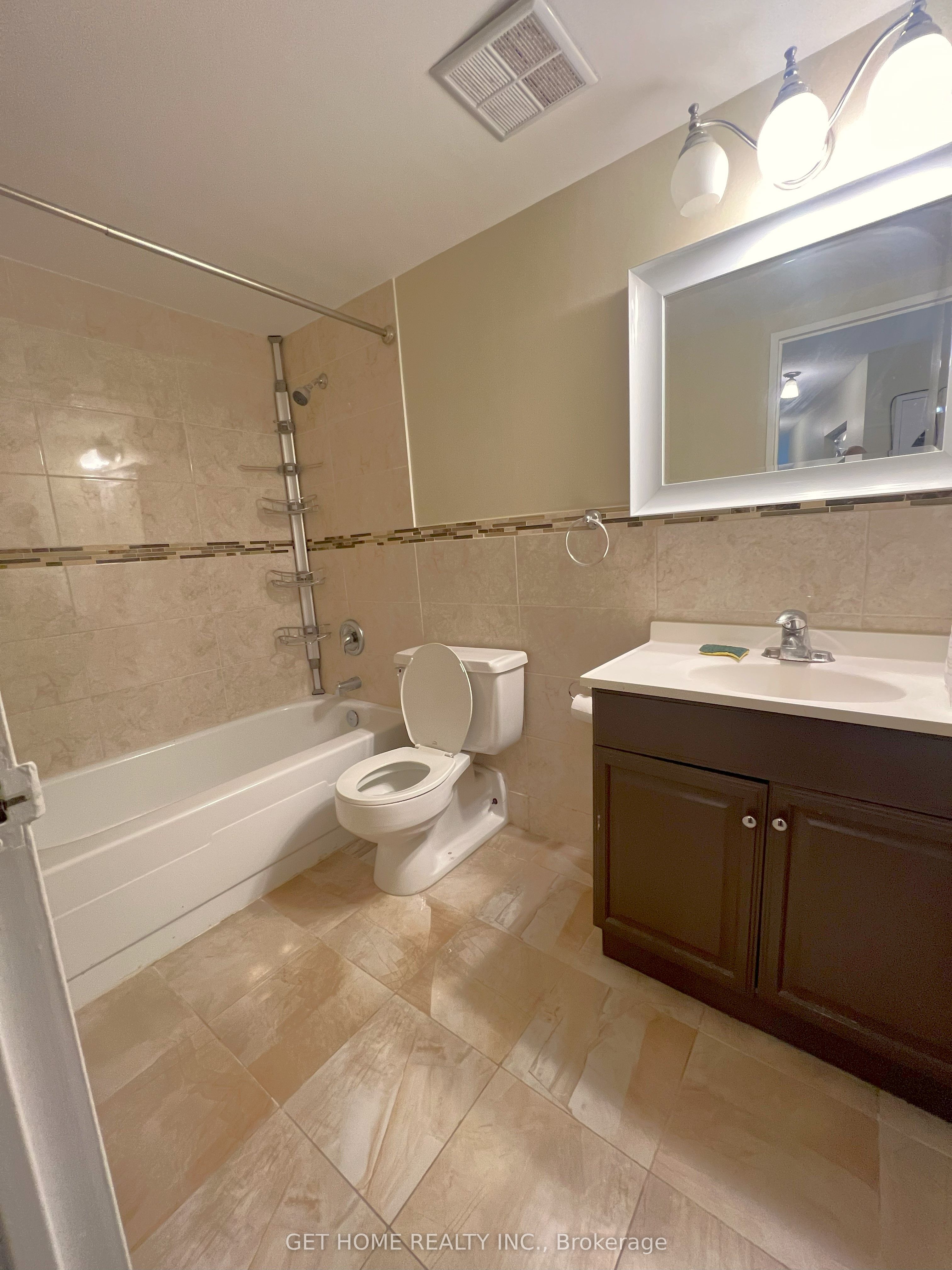 MLS #W12404555 image #12