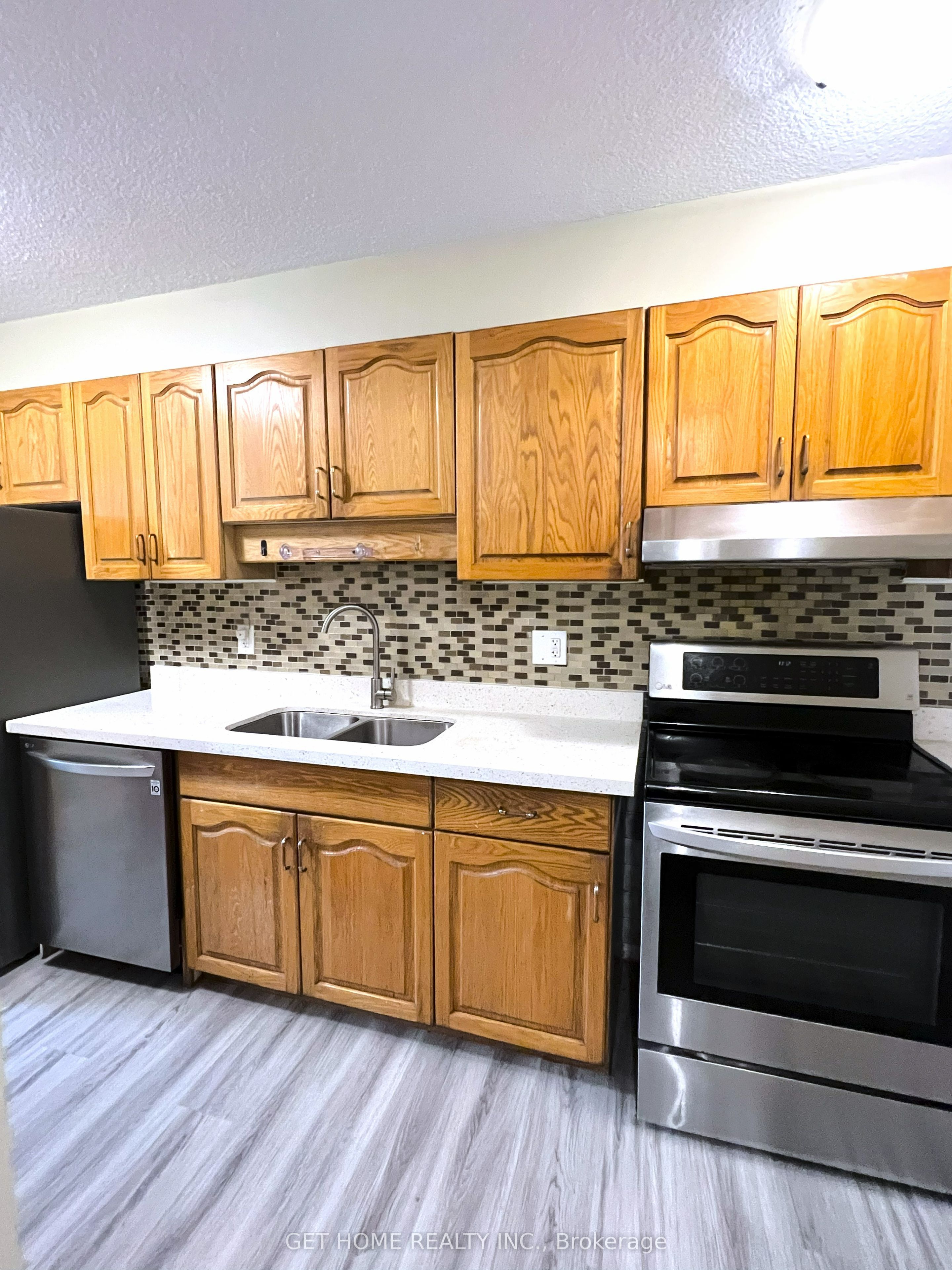 MLS #W12404555 image #2