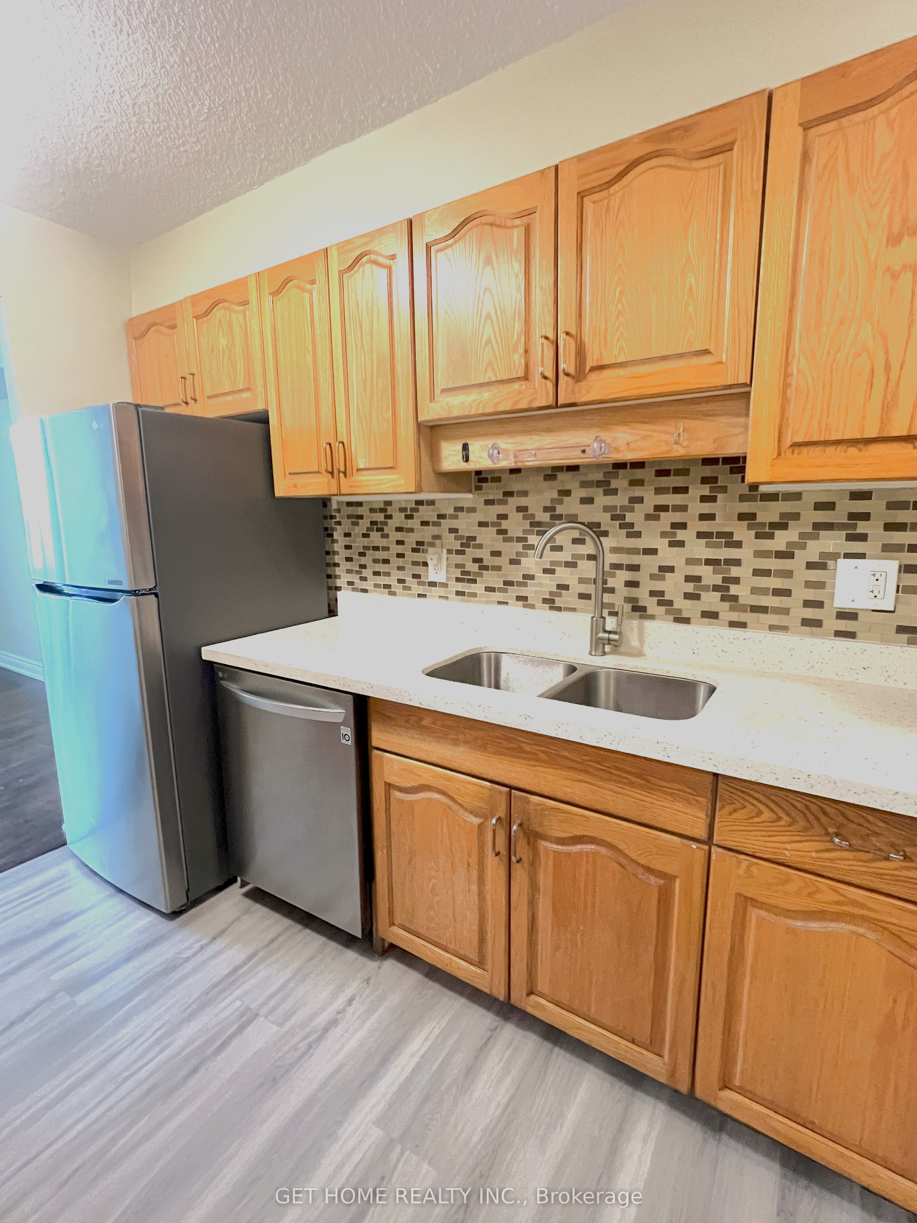 MLS #W12404555 image #3