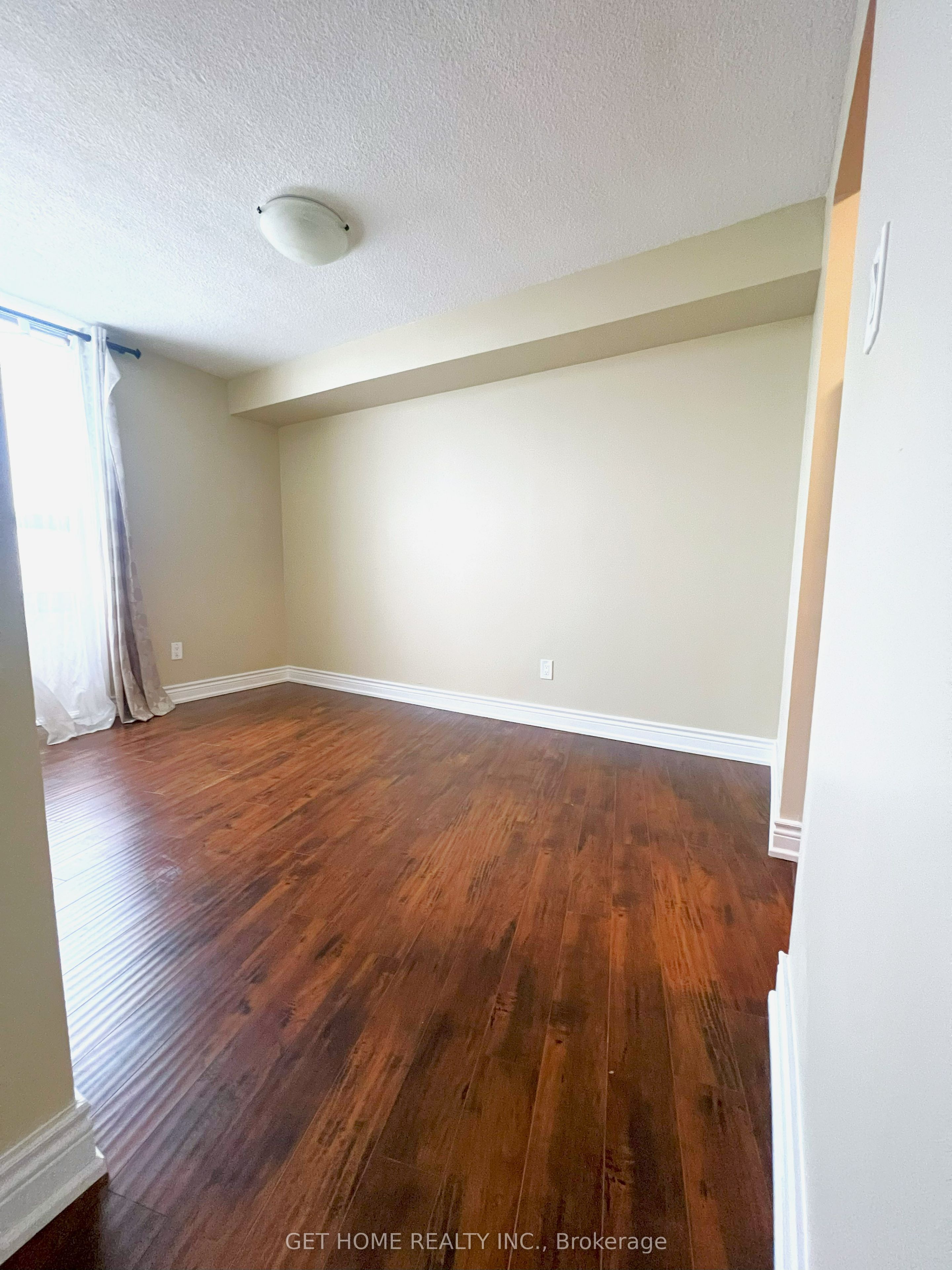 MLS #W12404555 image #8