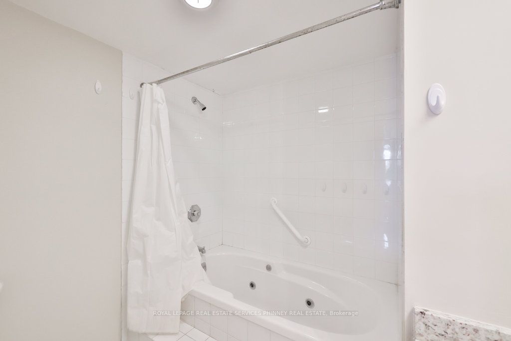 MLS #W12404671 image #18