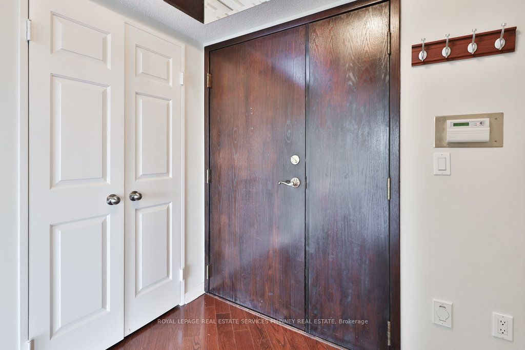 MLS #W12404671 image #2