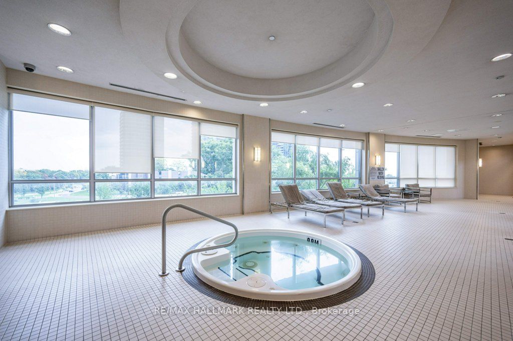 MLS #W12404727 image #15