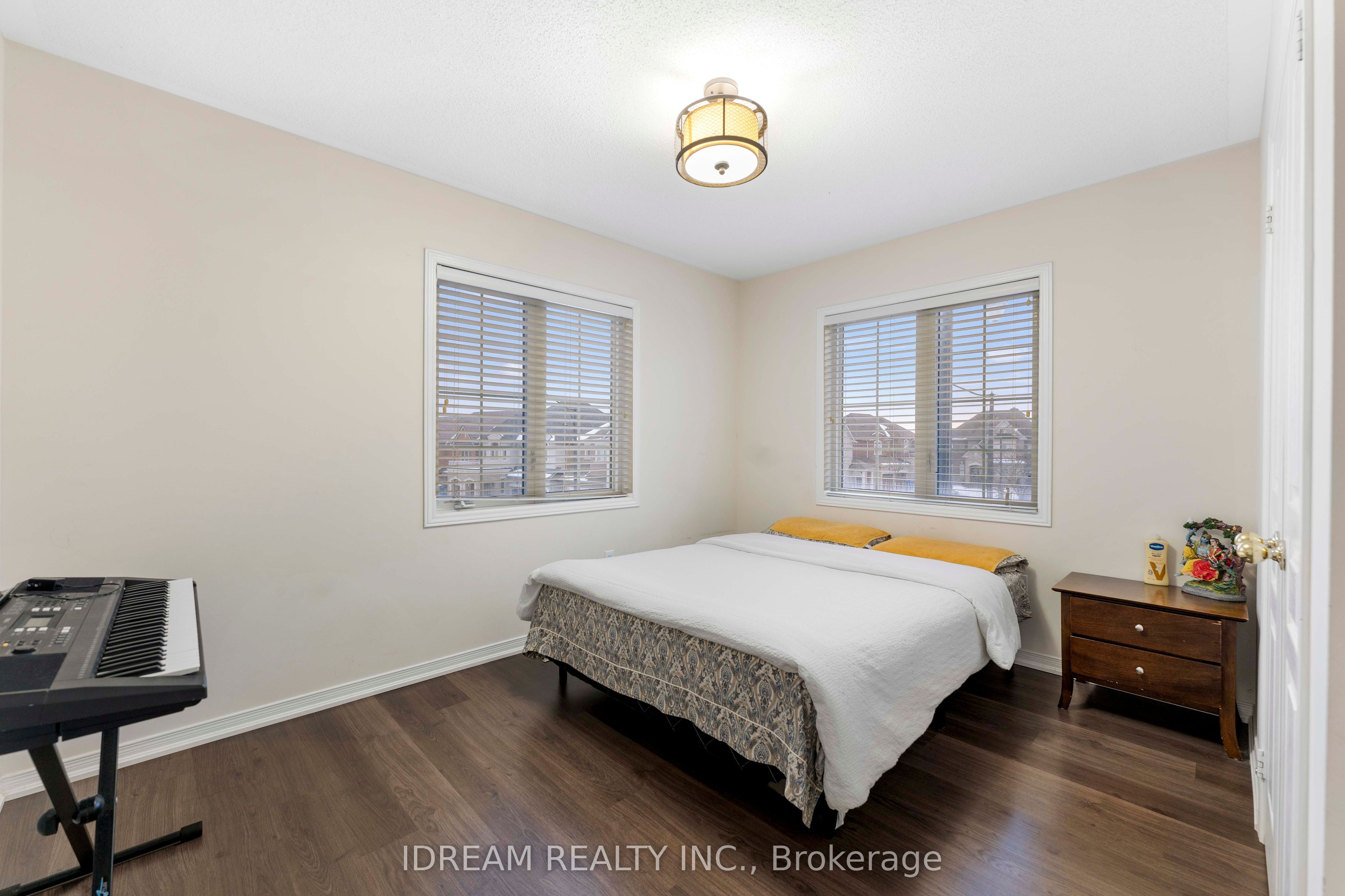 MLS #W12404787 image #14