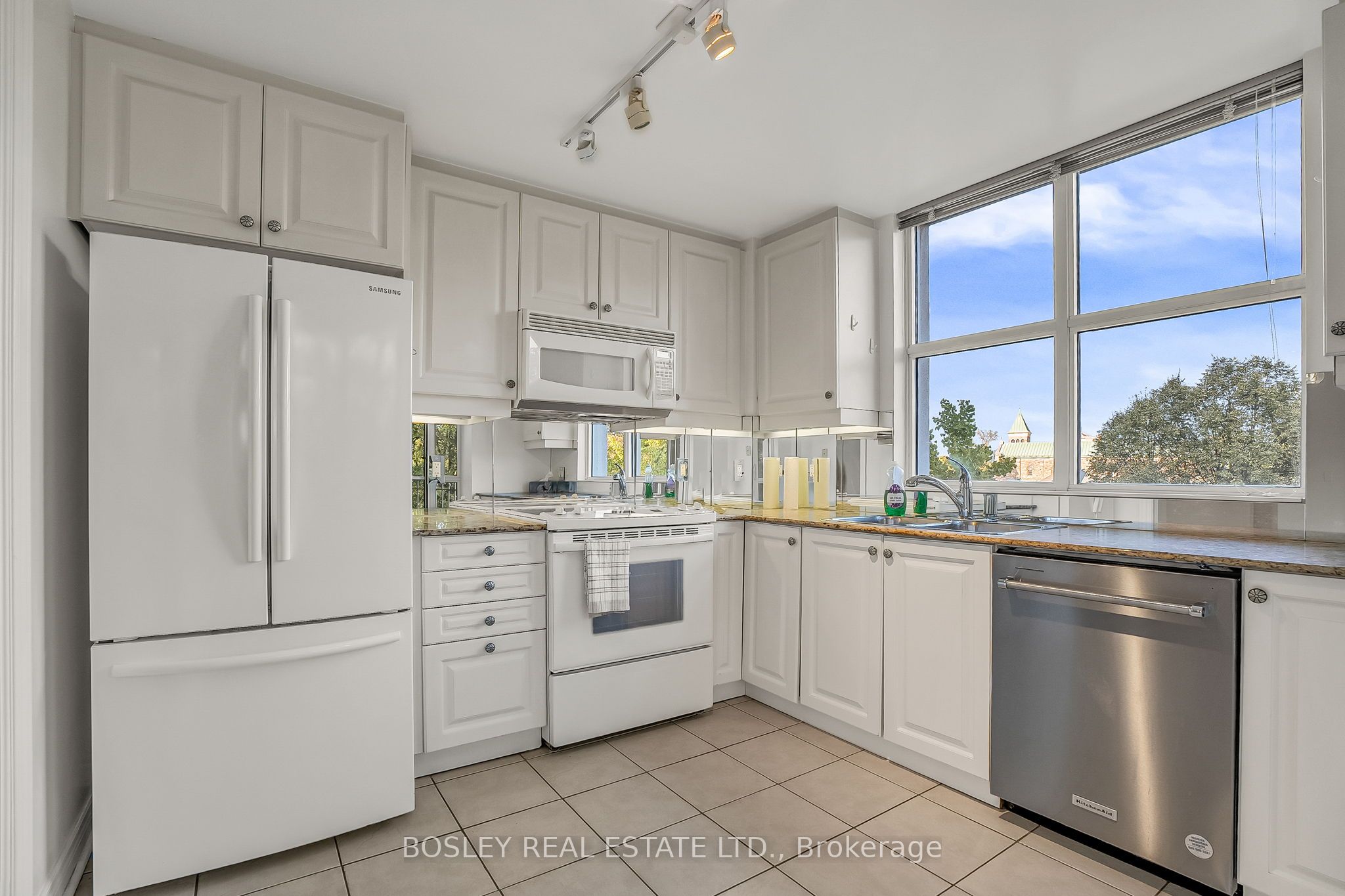 MLS #W12404832 image #24