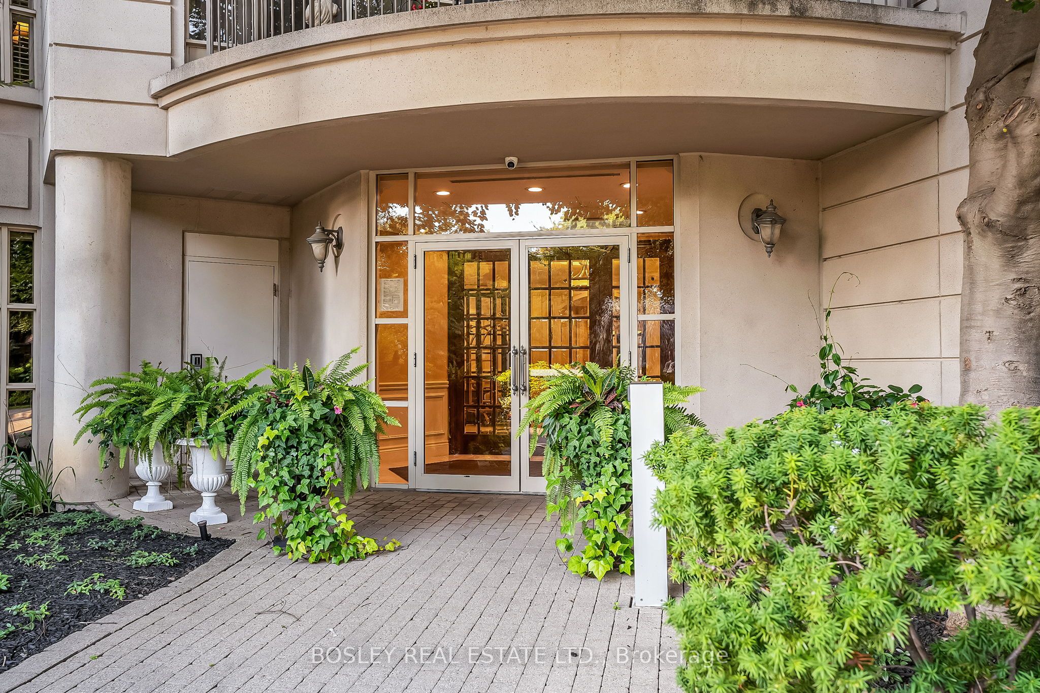 MLS #W12404832 image #3