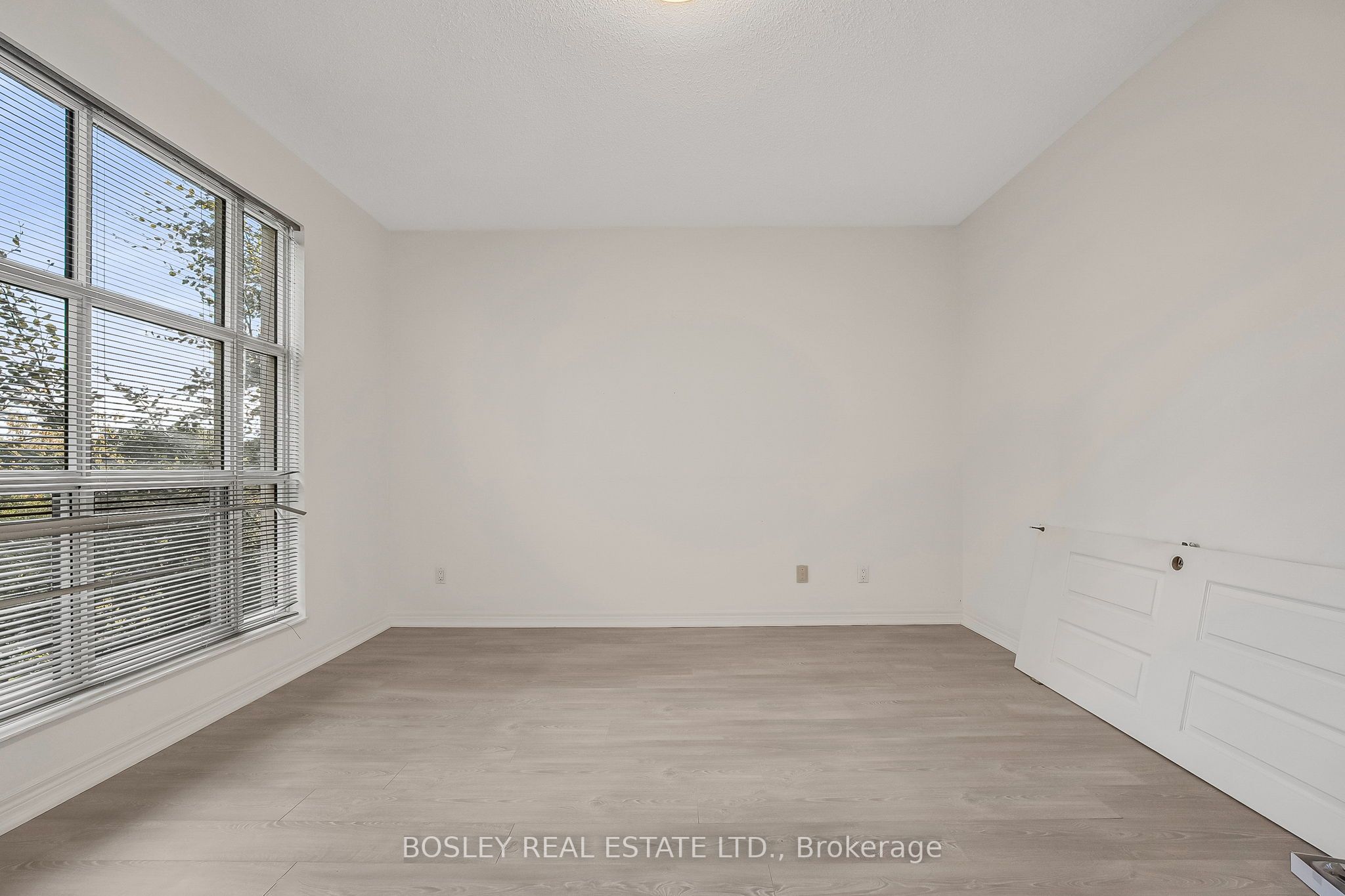 MLS #W12404832 image #30