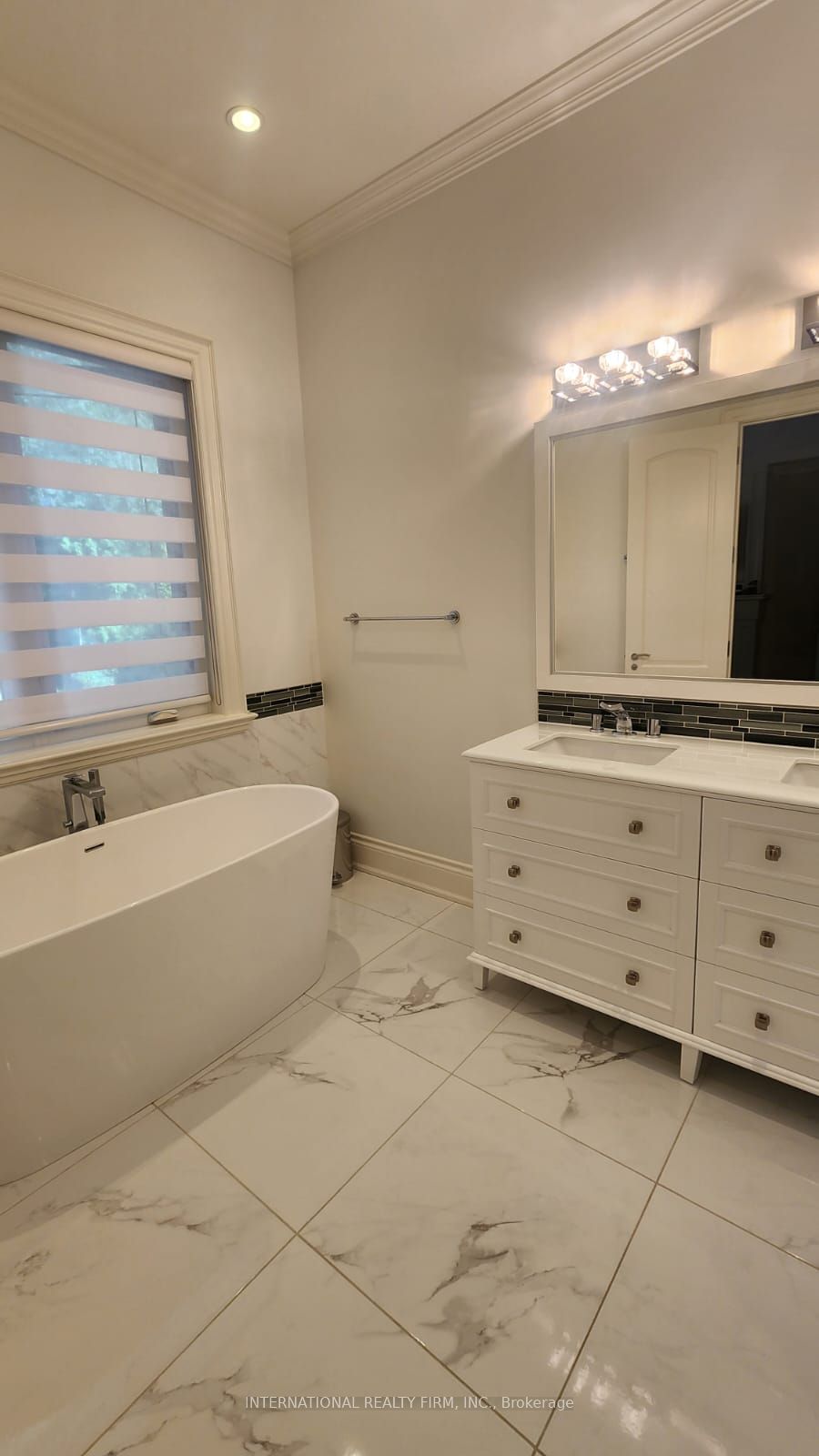 MLS #W12404977 image #21