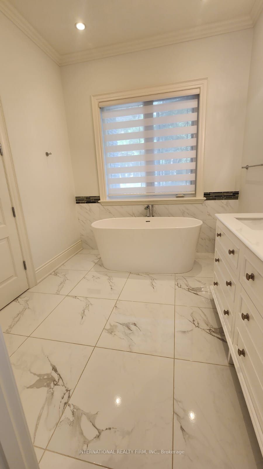 MLS #W12404977 image #23