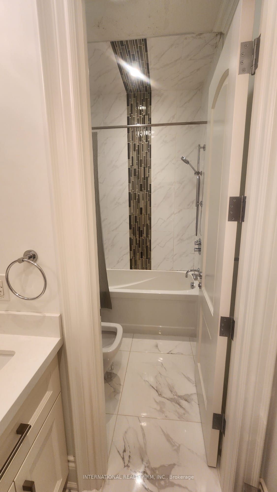 MLS #W12404977 image #25