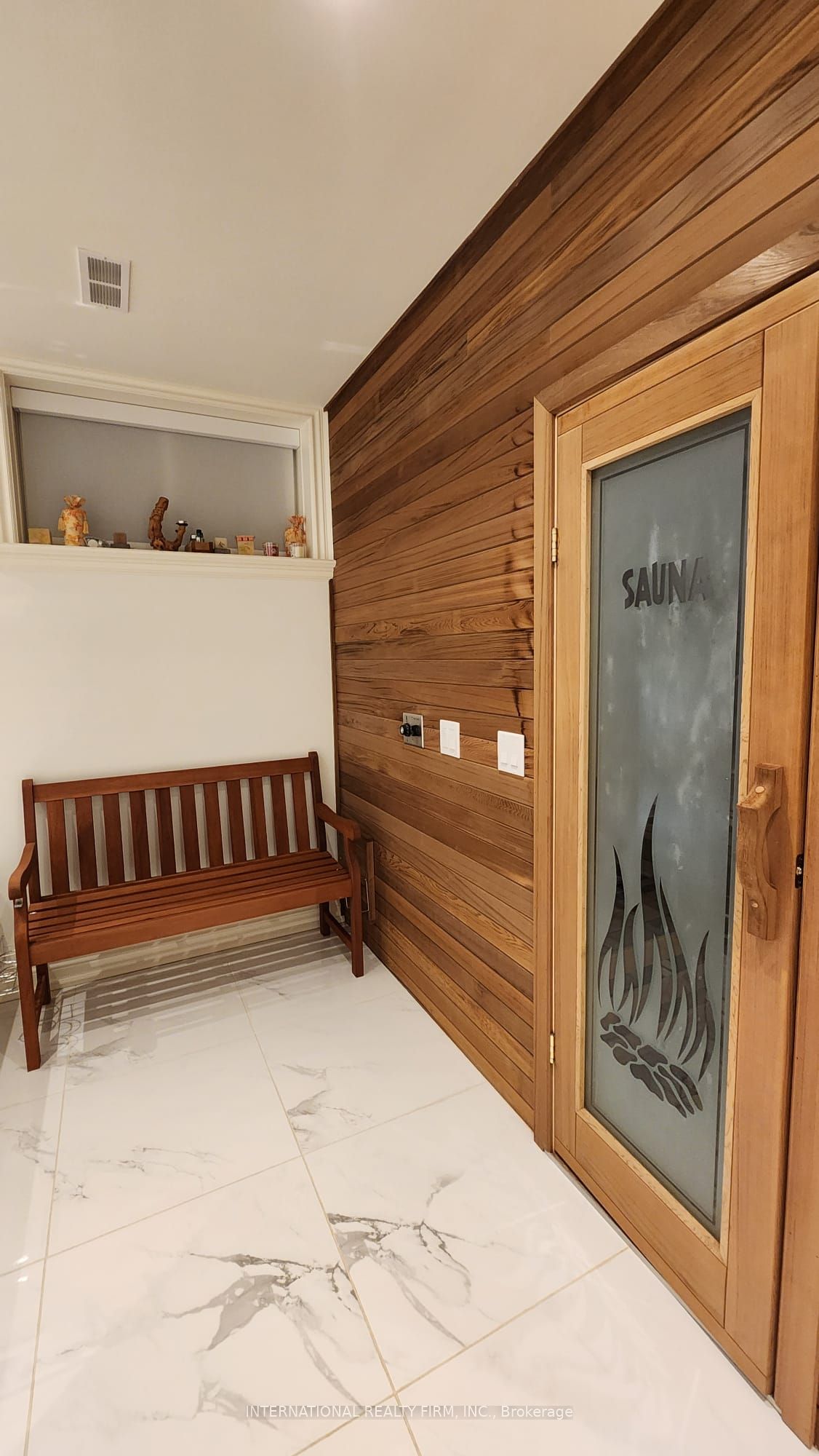 MLS #W12404977 image #34