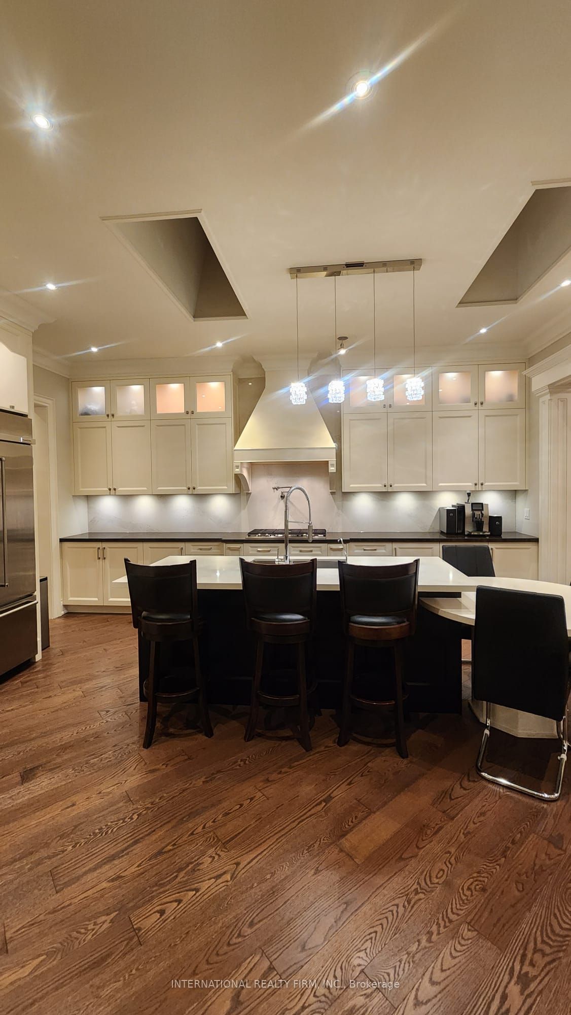 MLS #W12404977 image #6