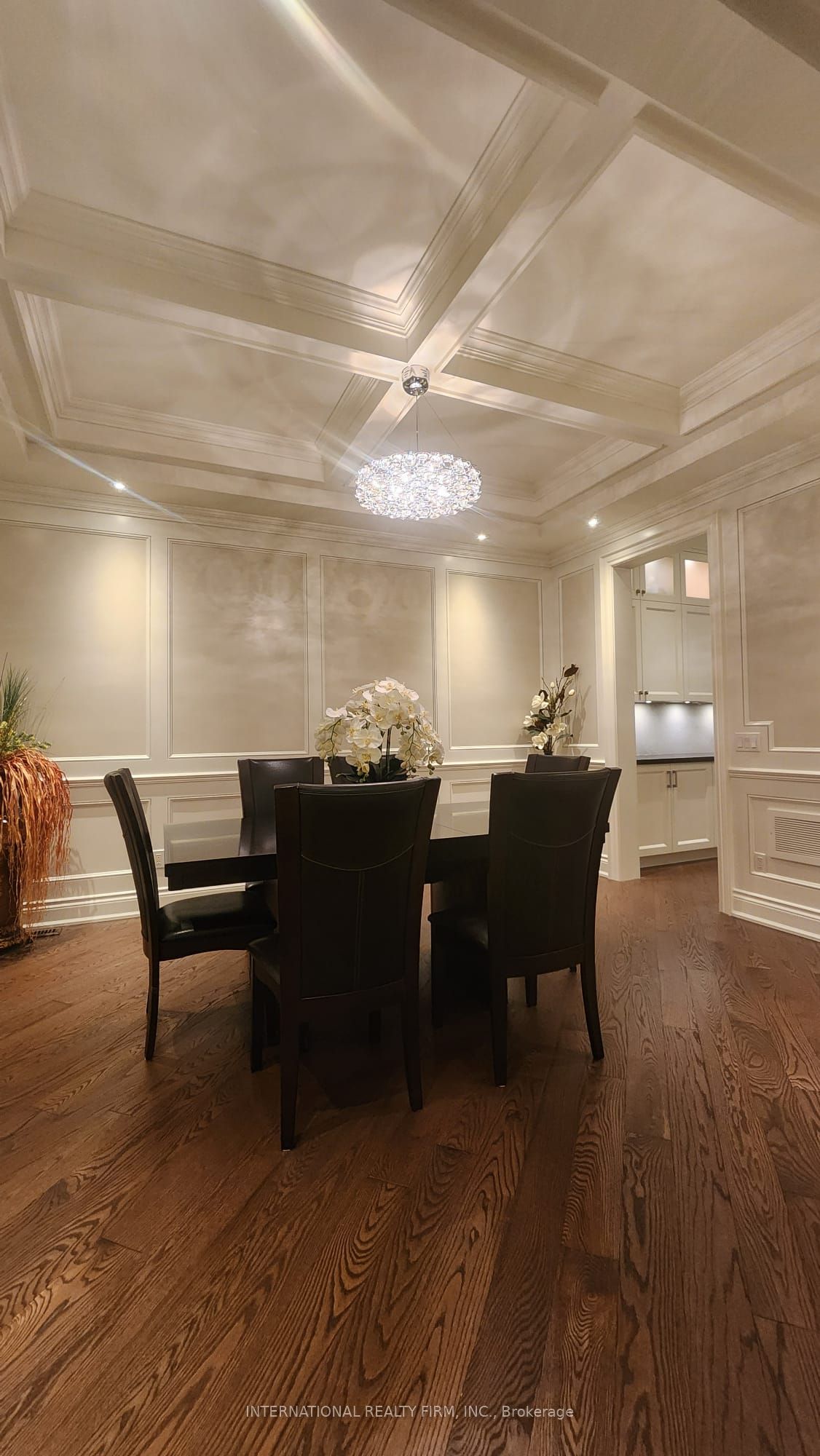 MLS #W12404977 image #8