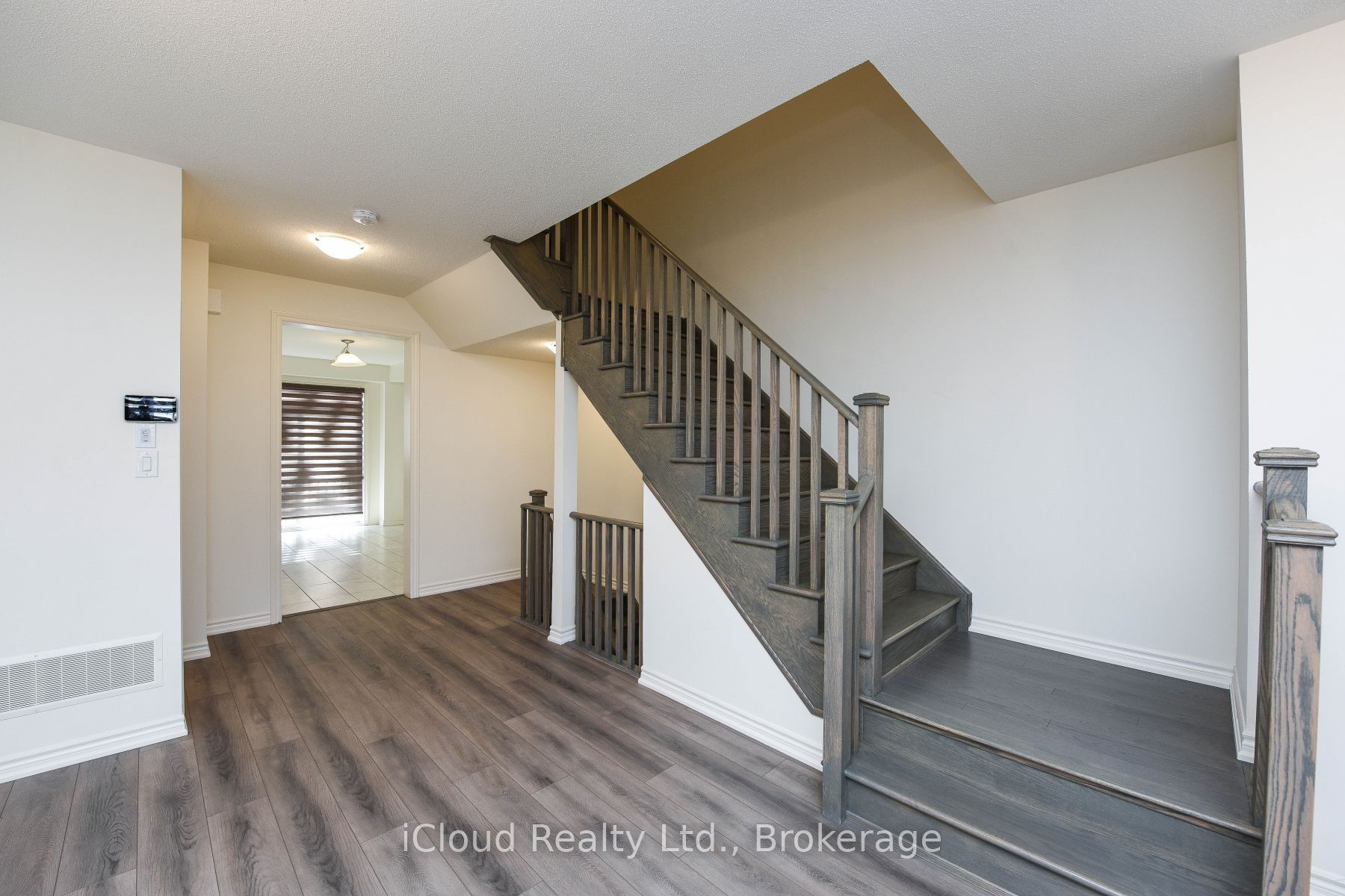 MLS #W12405087 image #5