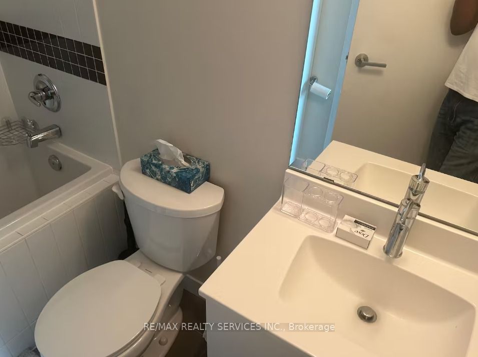 MLS #W12405097 image #9