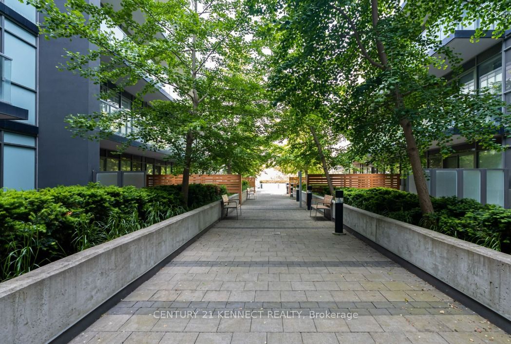 MLS #W12405237 image #22